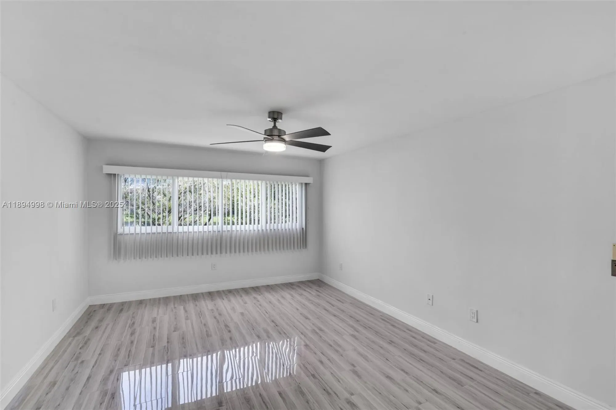 Property Slideshow image 12 of 40 | 801 sw 141st ave 210o, Pembroke Pines, FL, 33027
