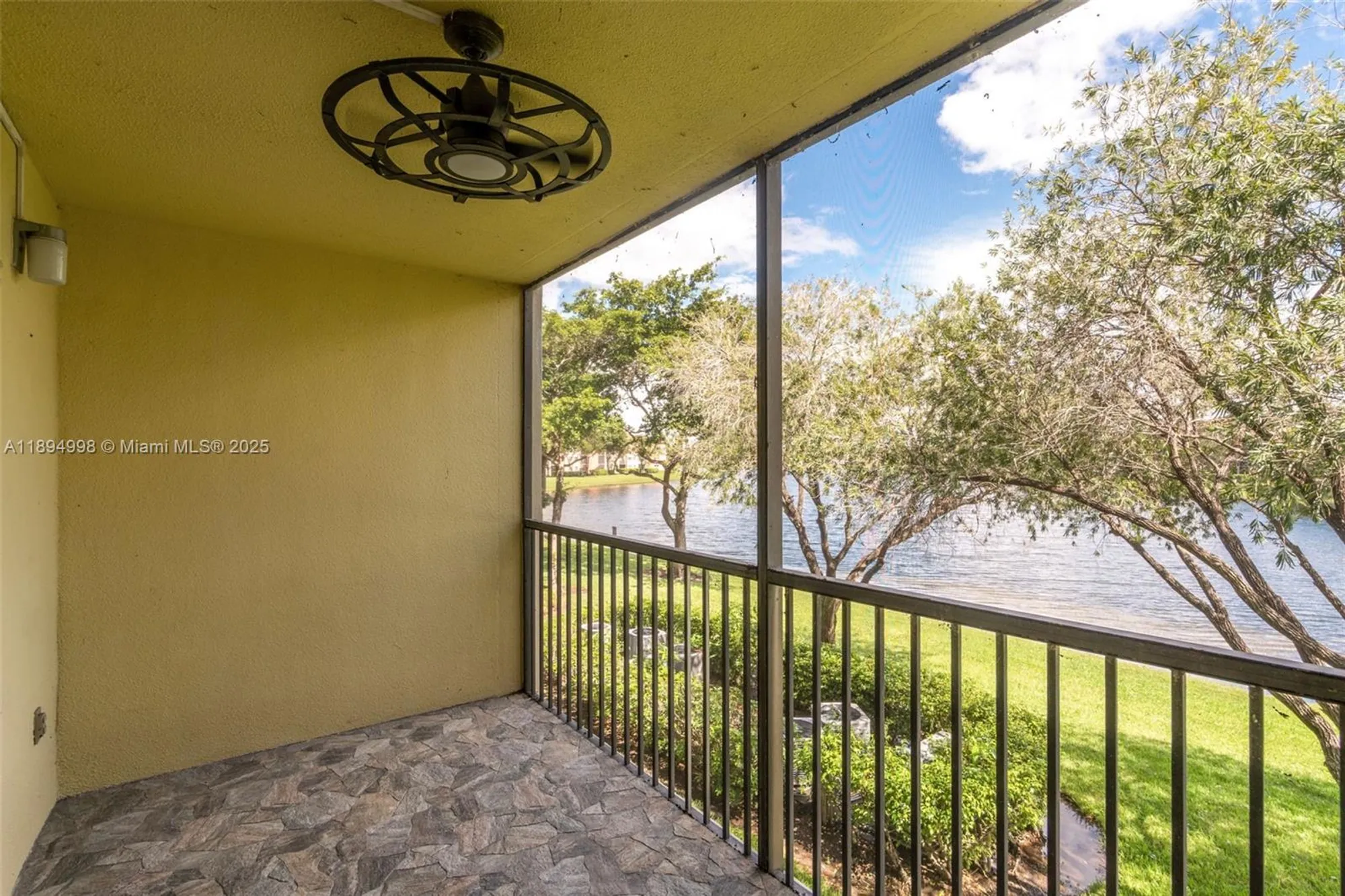 Property Slideshow image 23 of 40 | 801 sw 141st ave 210o, Pembroke Pines, FL, 33027