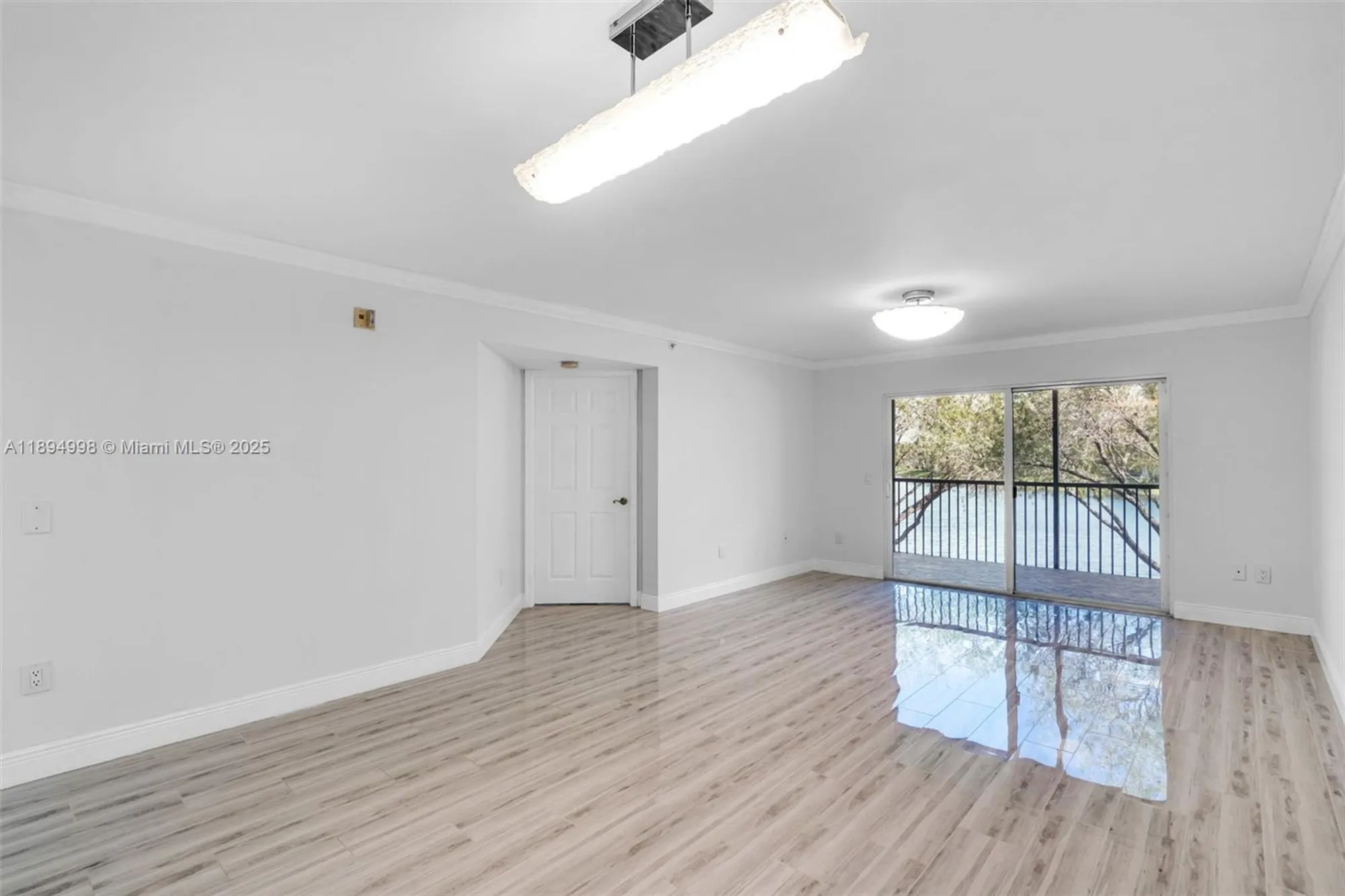 Property Slideshow image 9 of 40 | 801 sw 141st ave 210o, Pembroke Pines, FL, 33027