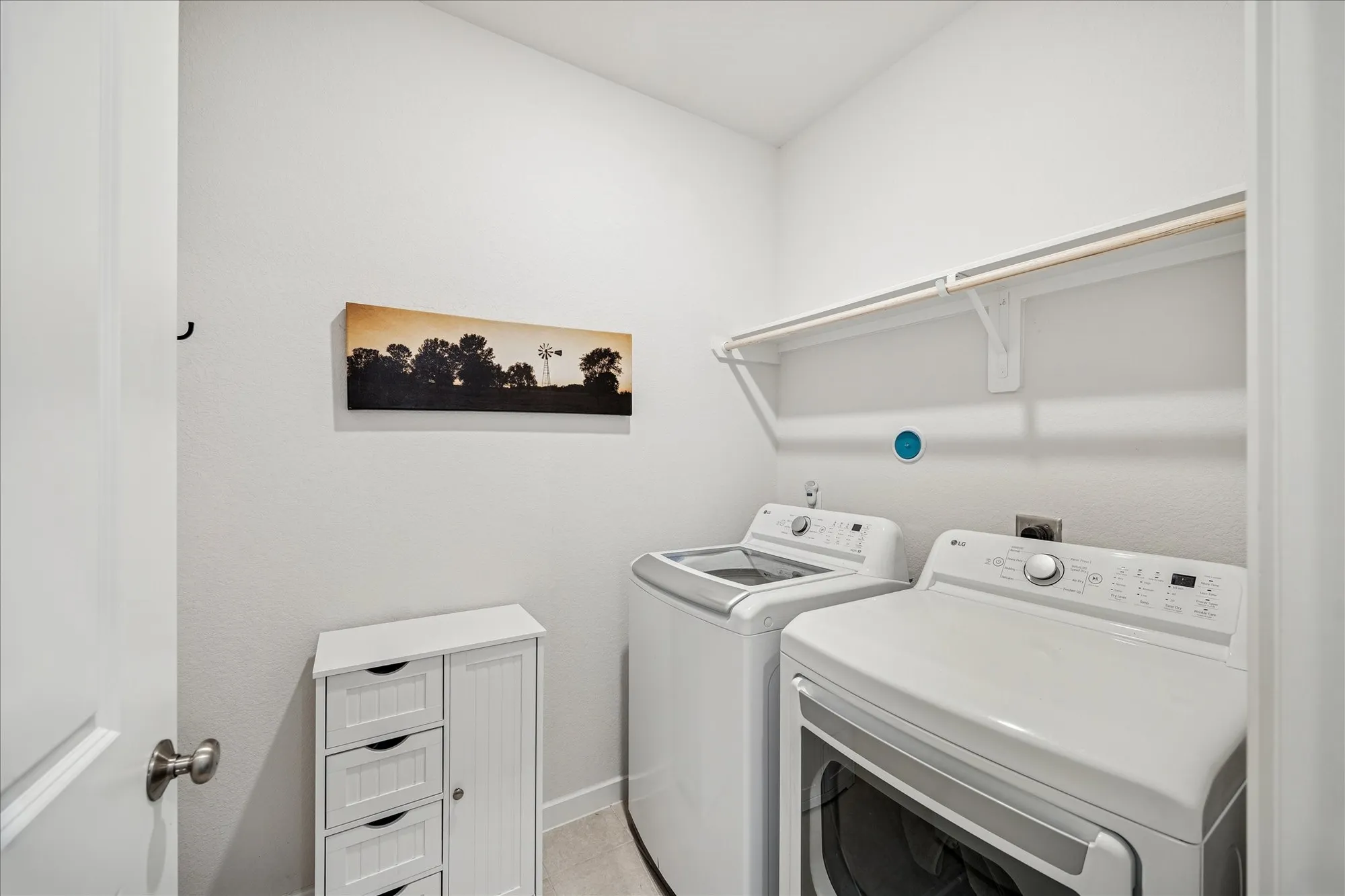 Property Slideshow image 19 of 38 | 108 pink clover ct, Montgomery, TX, 77316