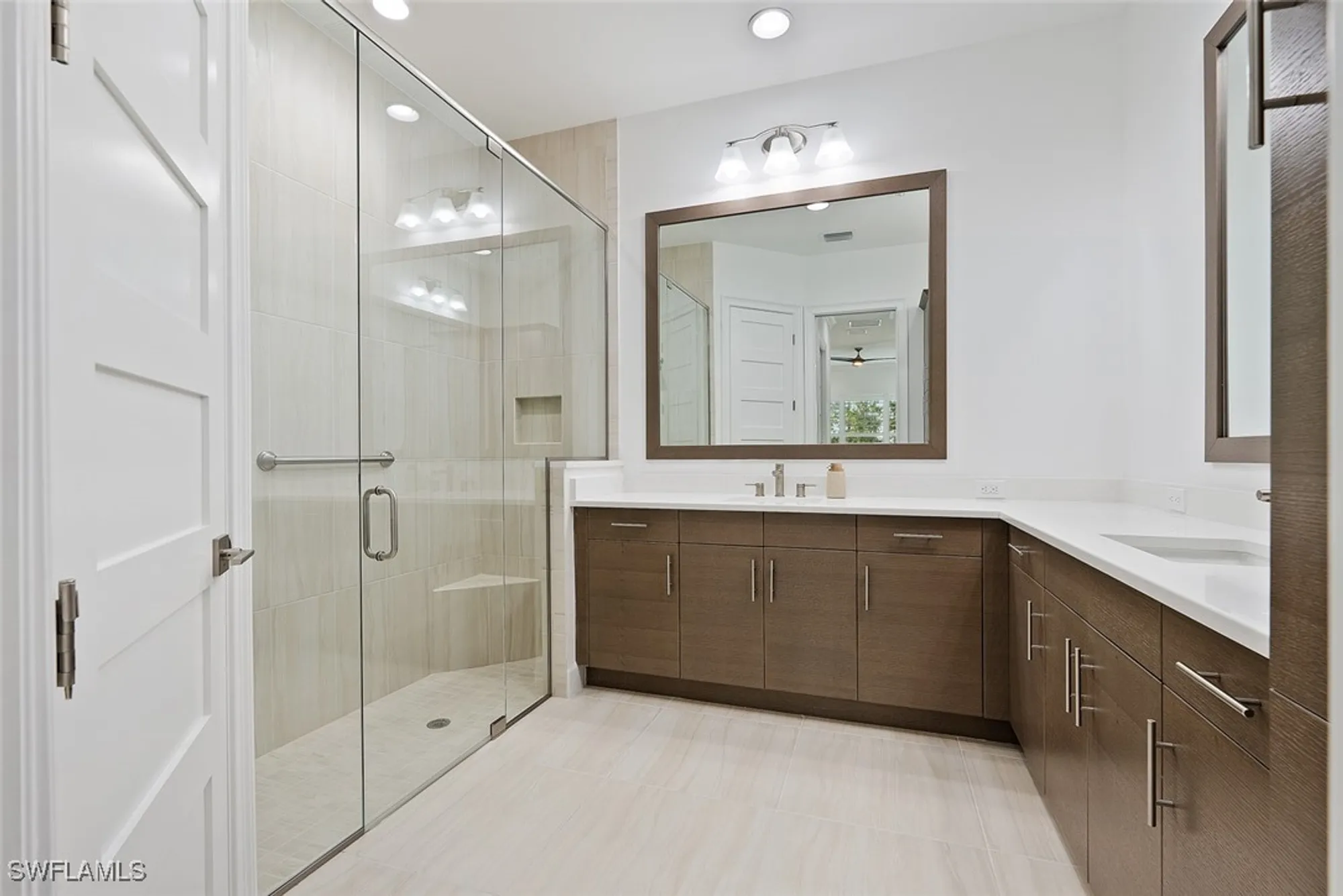 Property Slideshow image 18 of 35 | 6505 dominica dr unit 101, Naples, FL, 34113