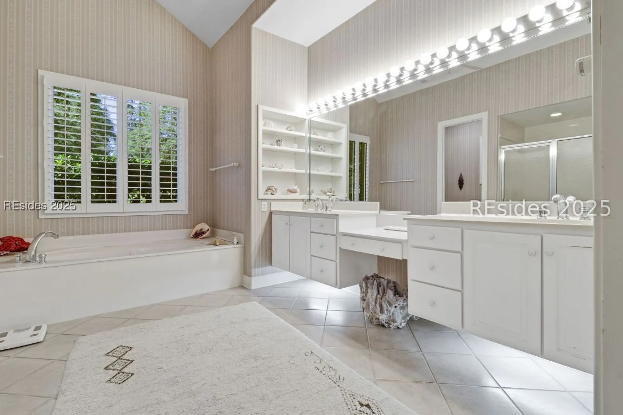 Property Slideshow image 14 of 50 | 81 wedgefield dr, Hilton Head Island, SC, 29926