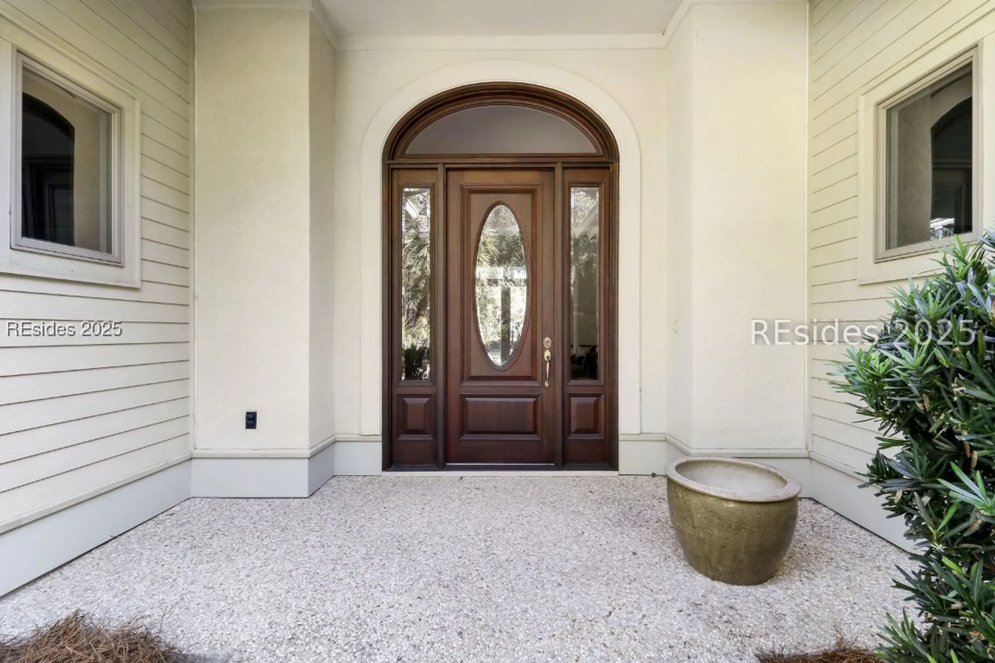 Property Slideshow image 4 of 50 | 81 wedgefield dr, Hilton Head Island, SC, 29926