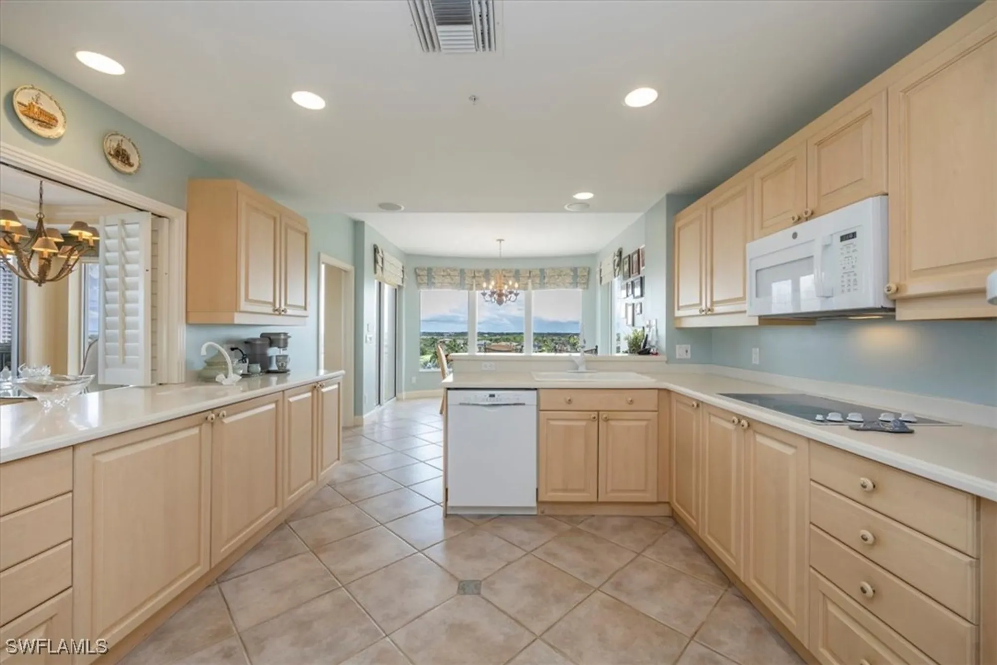 Property Slideshow image 7 of 32 | 4751 bonita bay blvd 704, Bonita Springs, FL, 34134