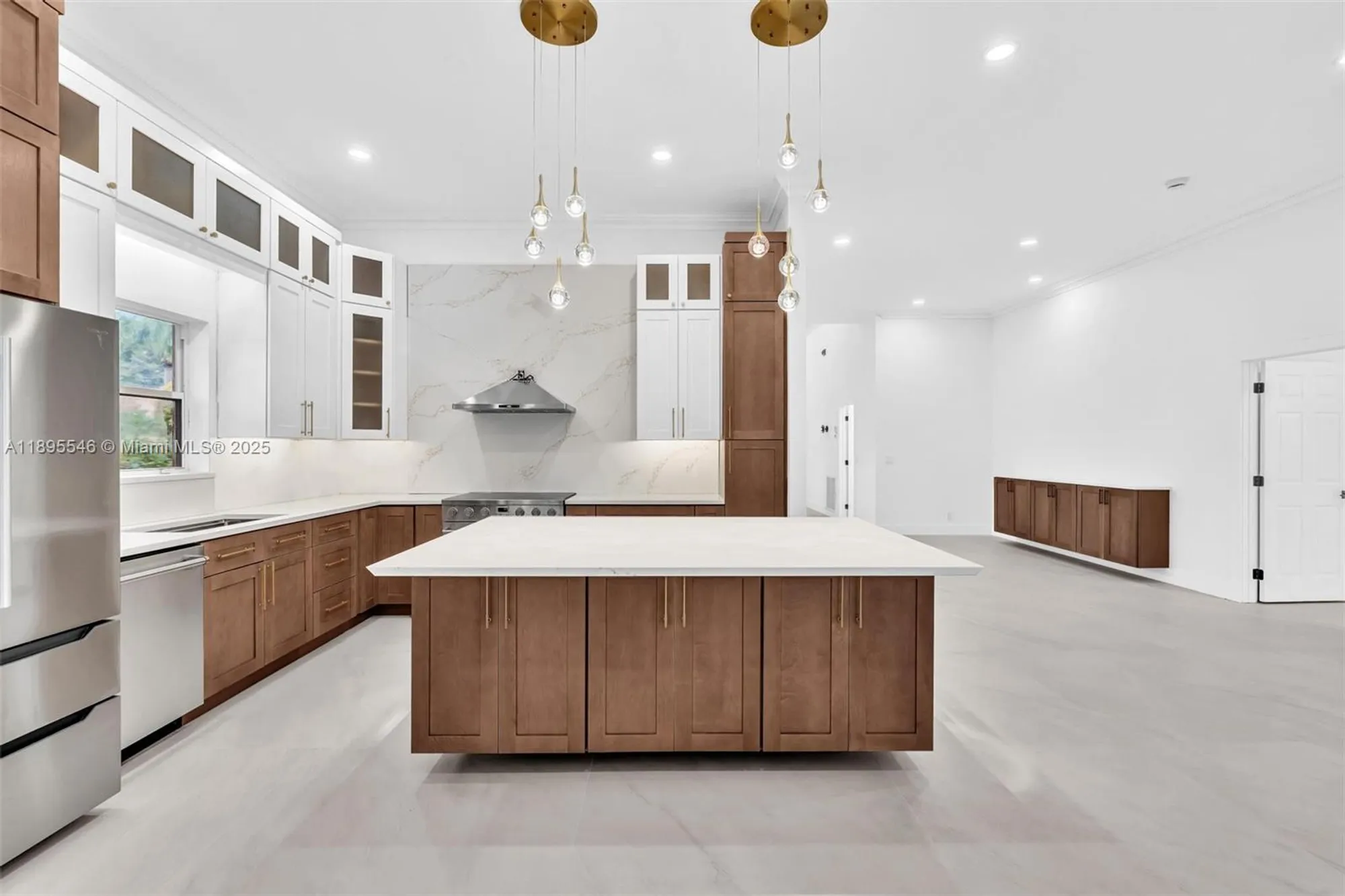 Property Slideshow image 14 of 36 | 13799 via nadina, Delray Beach, FL, 33446