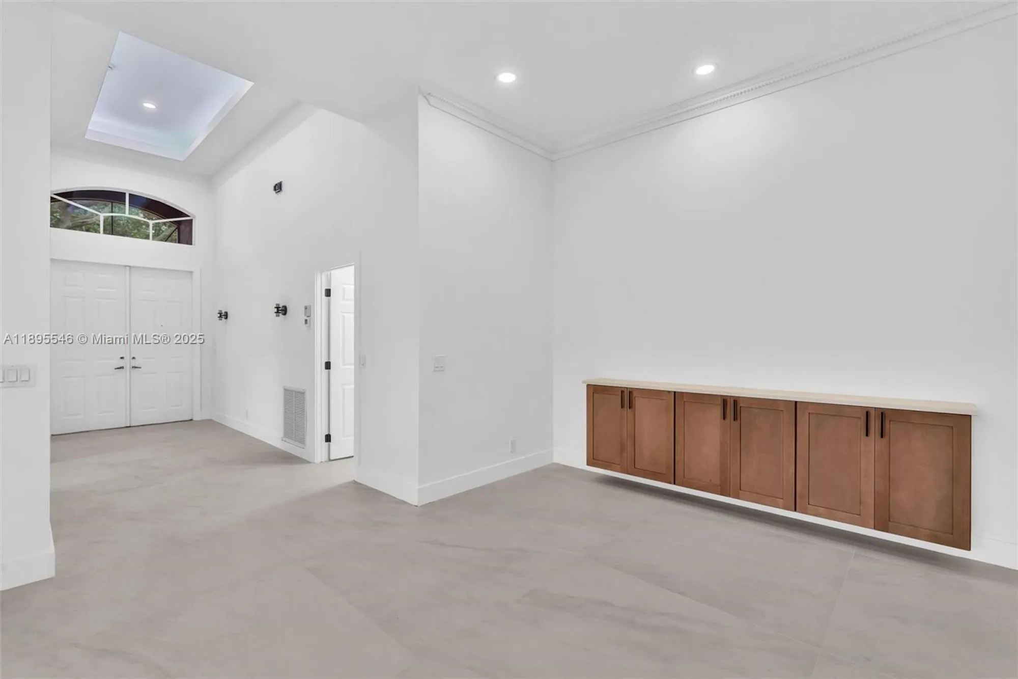 Property Slideshow image 19 of 36 | 13799 via nadina, Delray Beach, FL, 33446