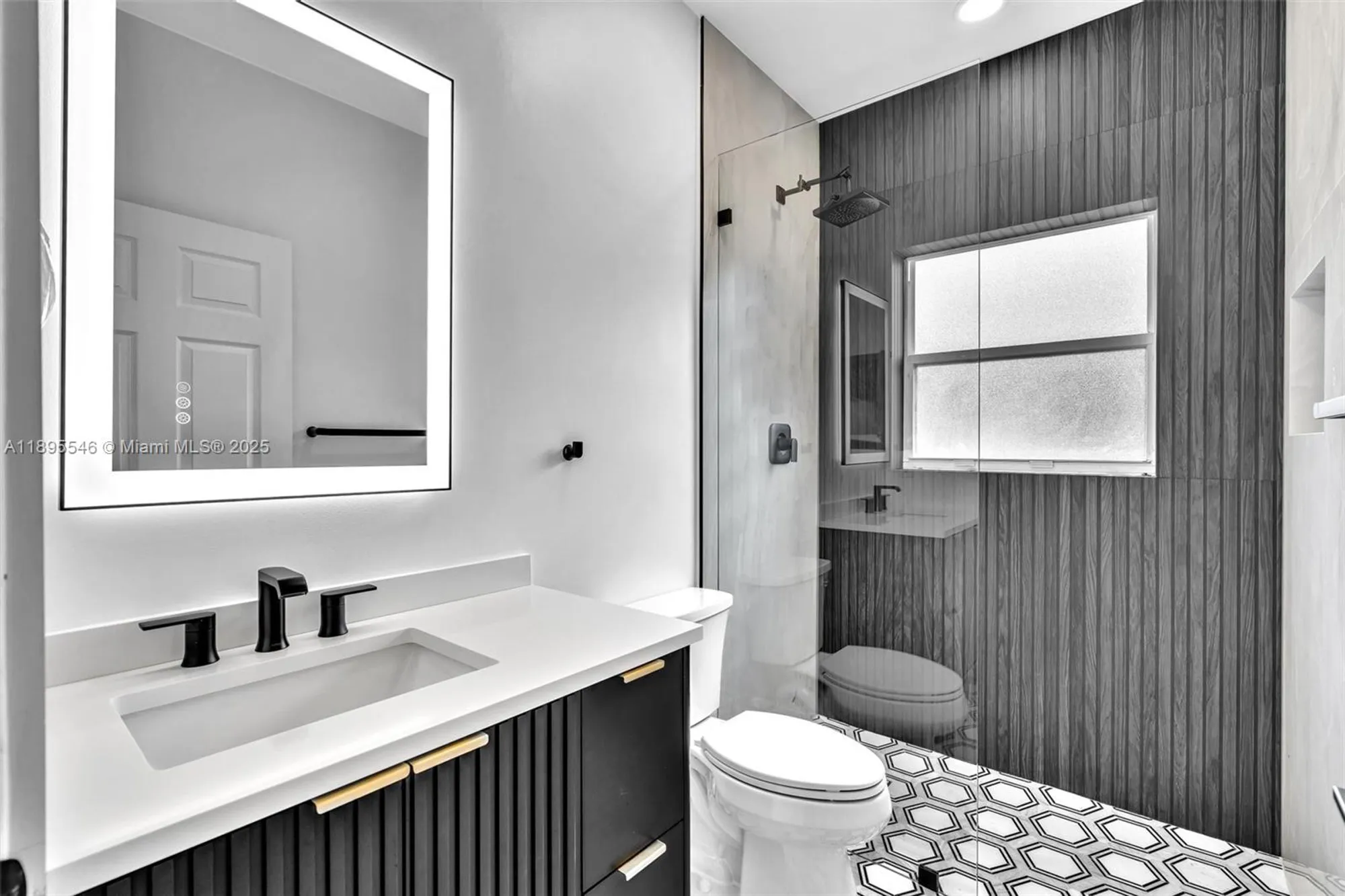 Property Slideshow image 28 of 36 | 13799 via nadina, Delray Beach, FL, 33446