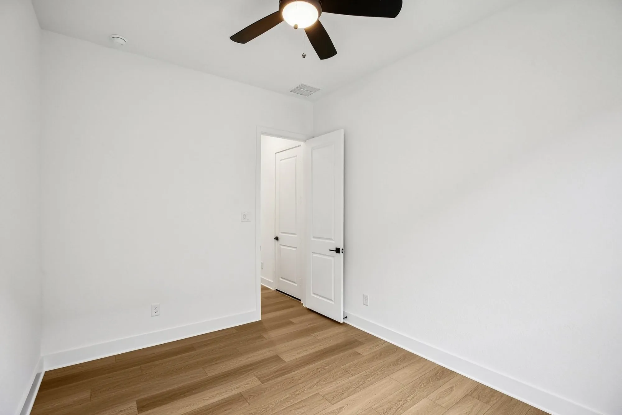 Property Slideshow image 9 of 26 | 23519 steely thicket trl, Tomball, TX, 77375