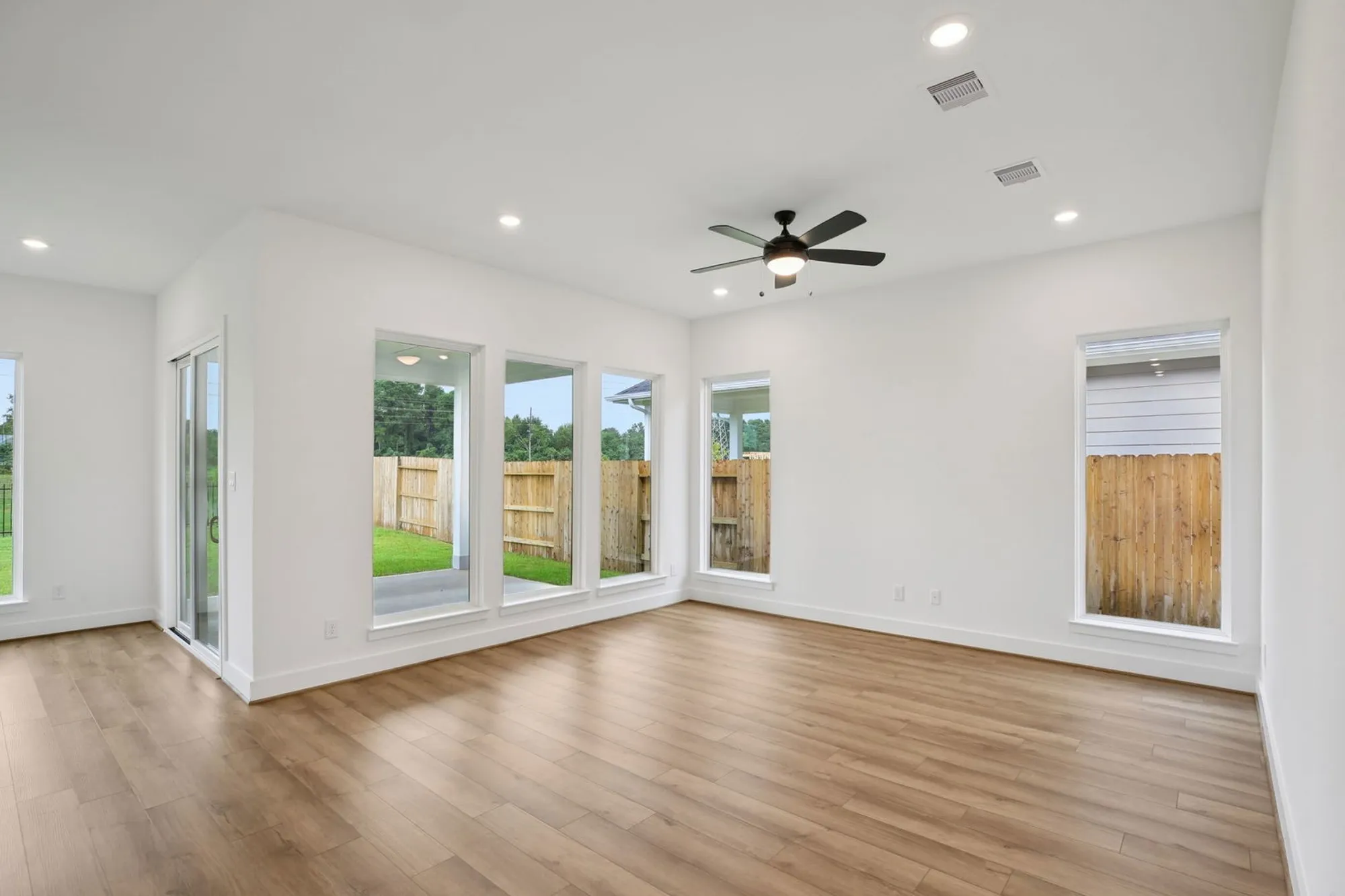 Property Slideshow image 20 of 26 | 23515 steely thicket trl, Tomball, TX, 77375