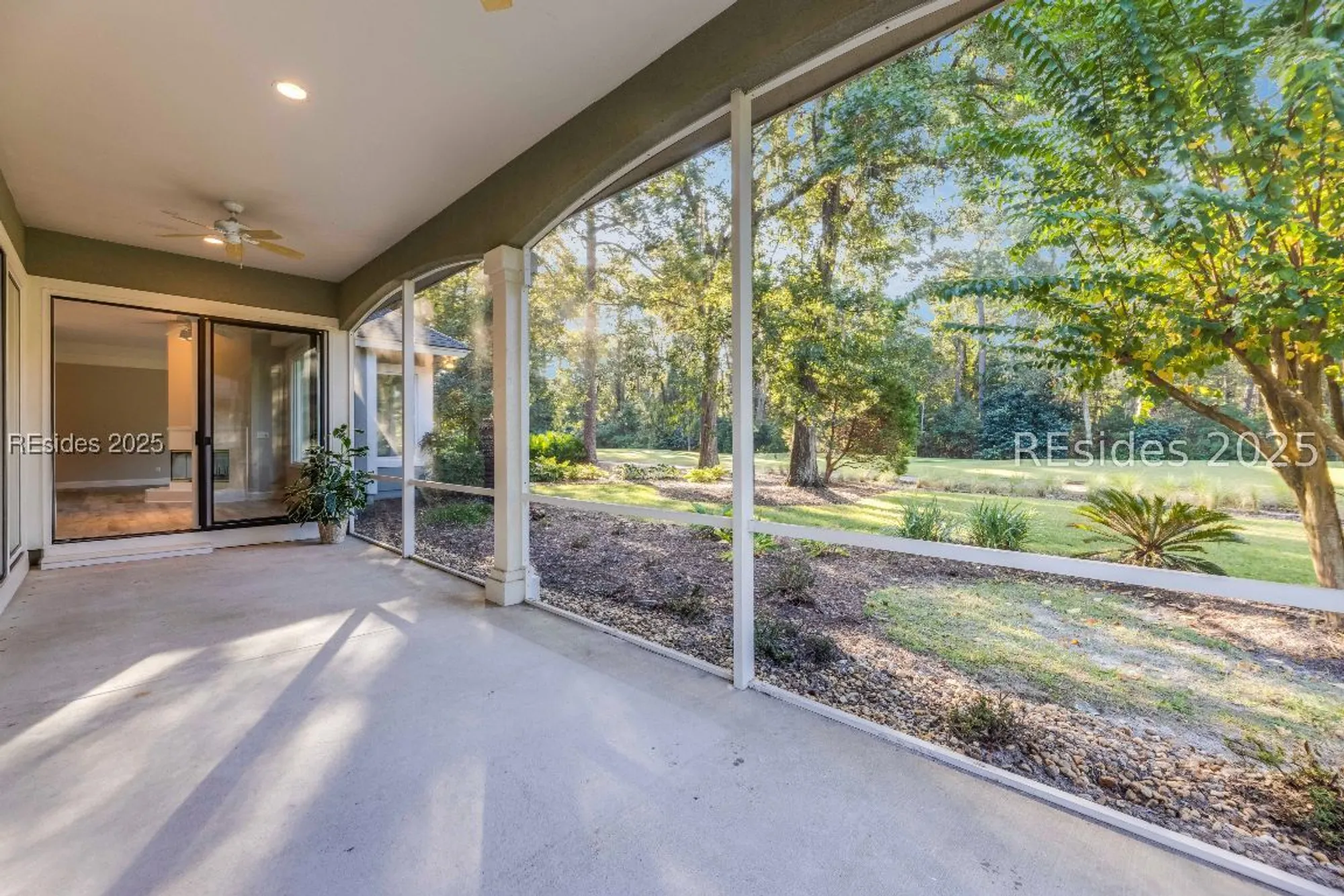 Property Slideshow image 3 of 27 | 567 colonial dr, Hilton Head Island, SC, 29926