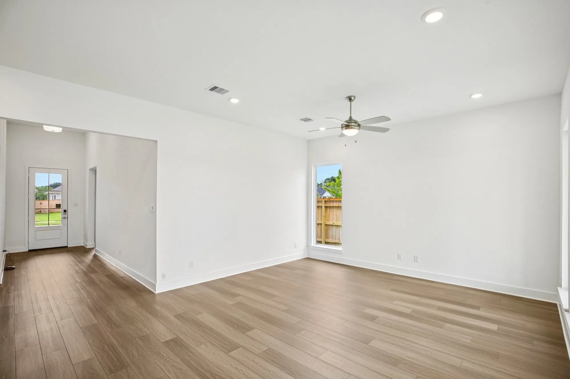 Property Slideshow image 11 of 19 | 23518 steely thicket trl, Tomball, TX, 77375