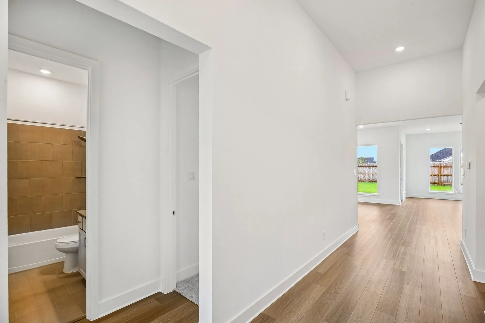 Property Slideshow image 6 of 19 | 23518 steely thicket trl, Tomball, TX, 77375