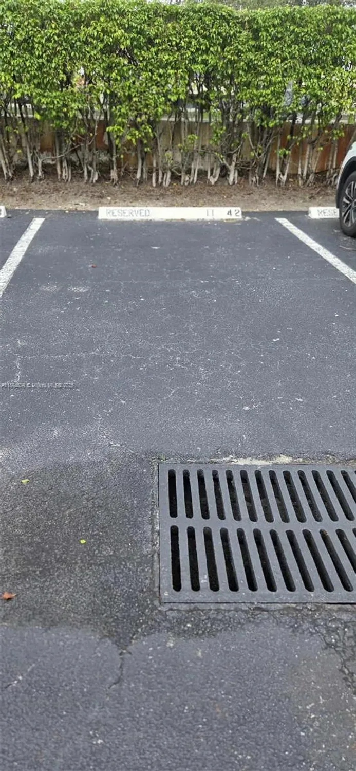 Property Slideshow image 29 of 36 | 8050 w mcnab rd 212, Tamarac, FL, 33321