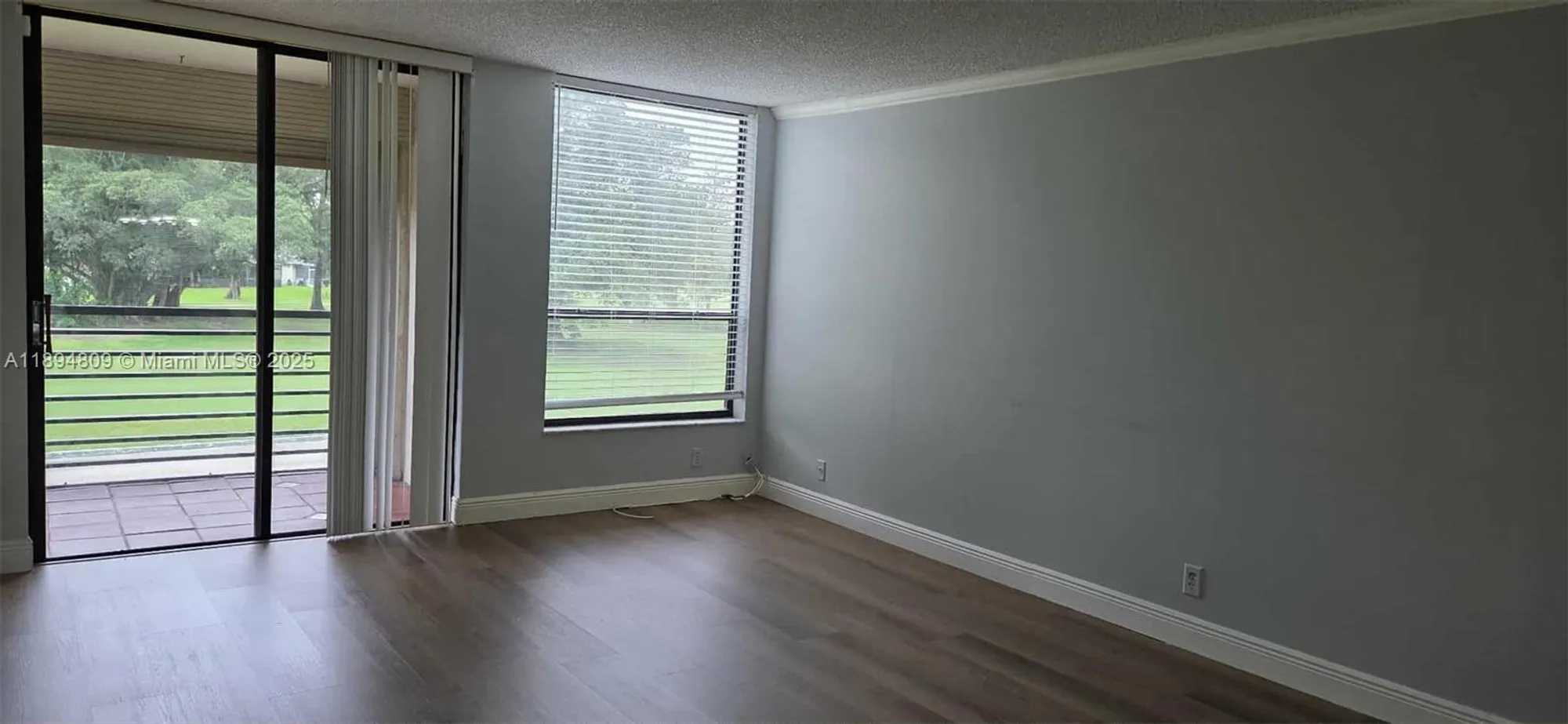 Property Slideshow image 4 of 36 | 8050 w mcnab rd 212, Tamarac, FL, 33321