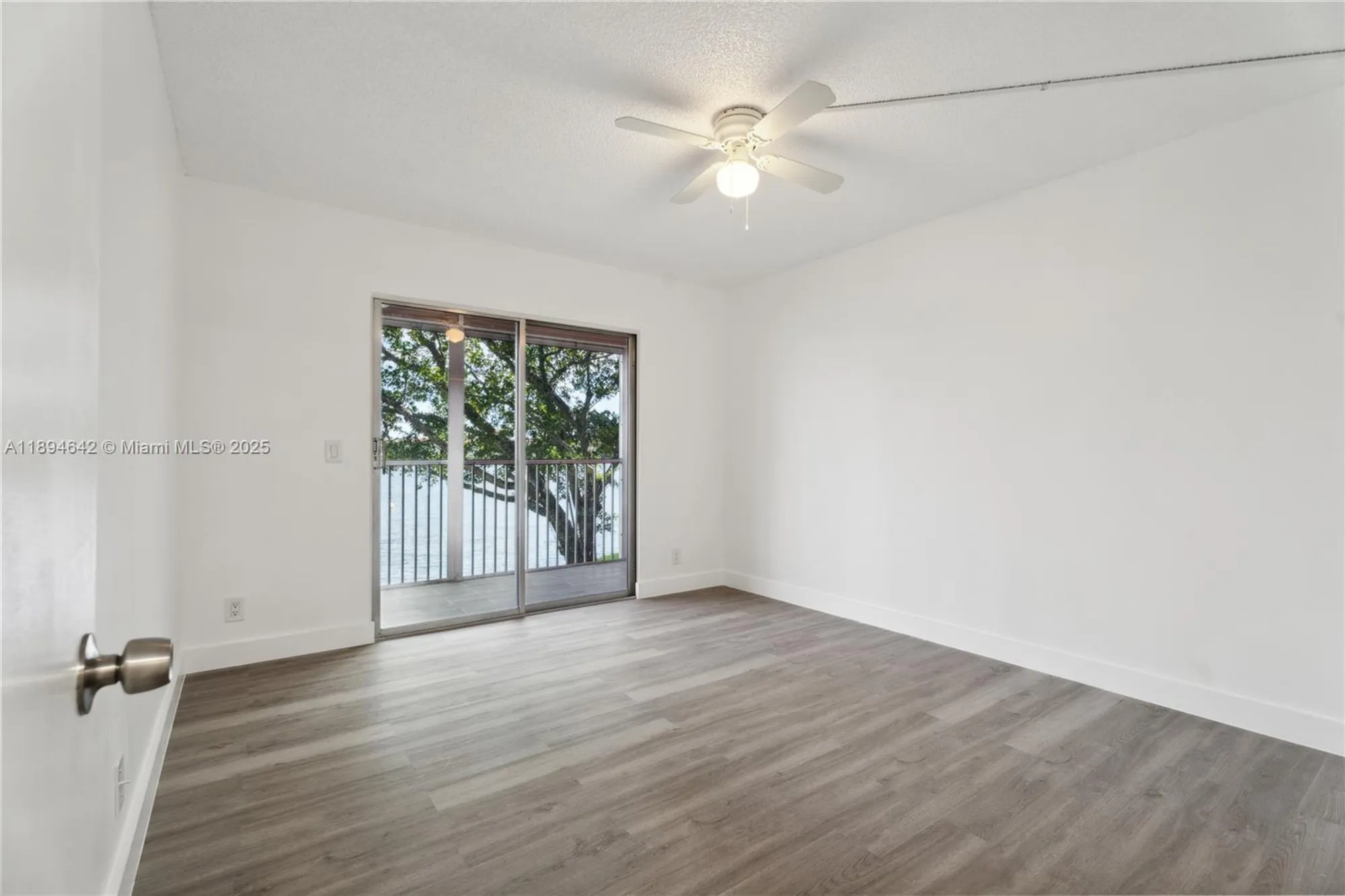 Property Slideshow image 6 of 13 | 1301 sw 134th way b213, Pembroke Pines, FL, 33027