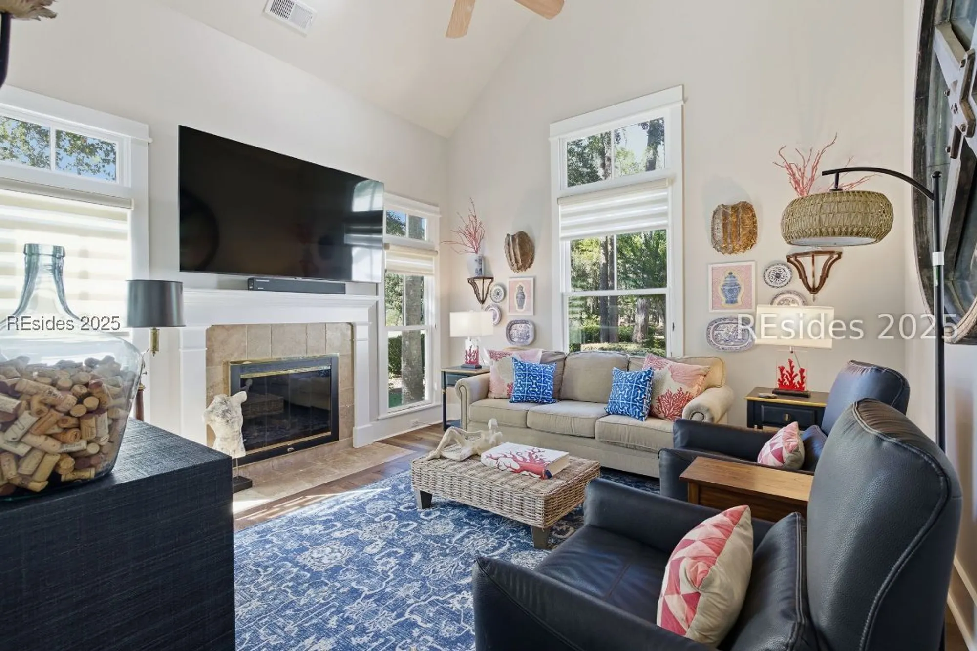 Property Slideshow image 18 of 85 | 664 colonial dr, Hilton Head Island, SC, 29926