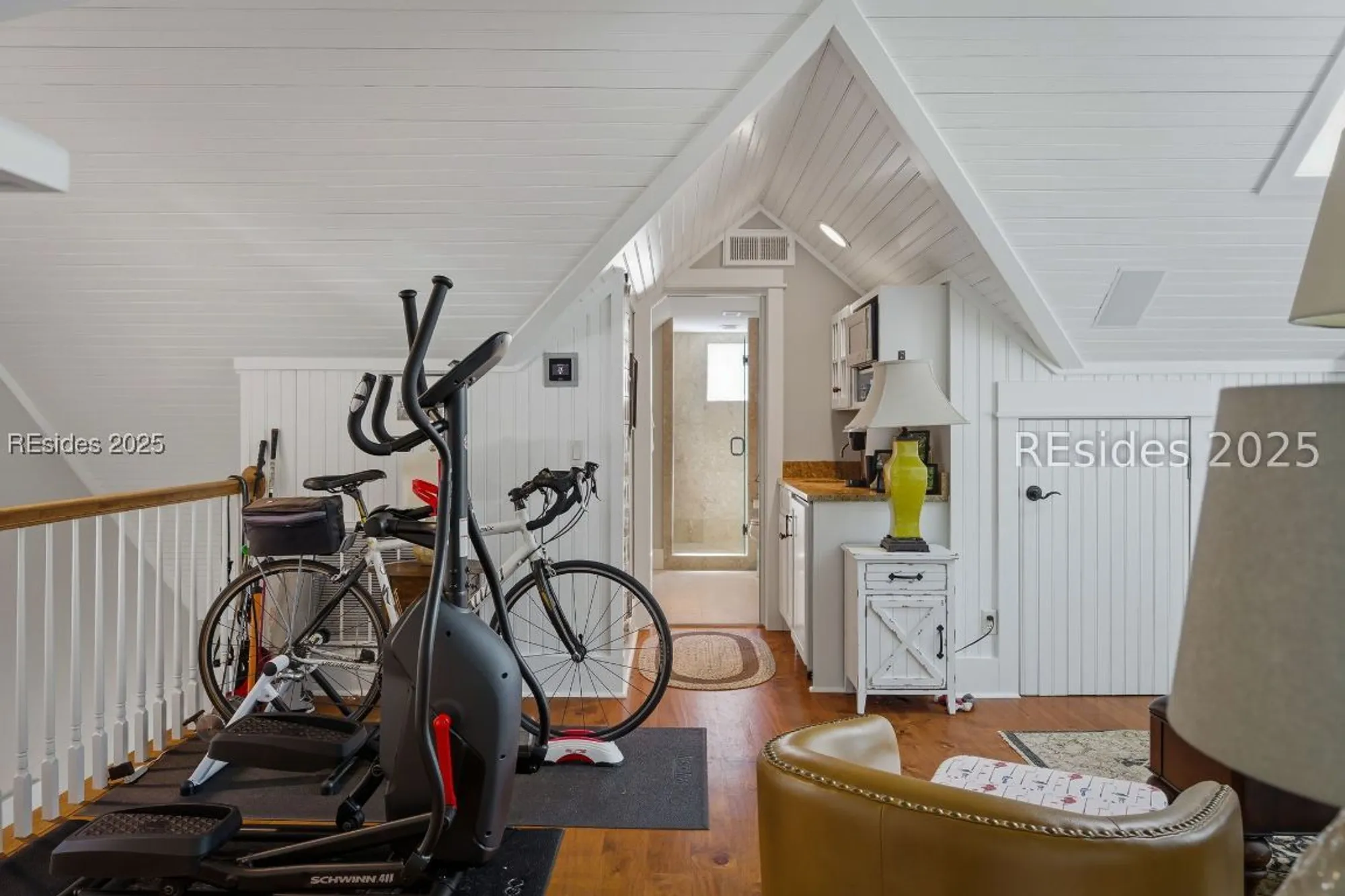 Property Slideshow image 25 of 85 | 664 colonial dr, Hilton Head Island, SC, 29926