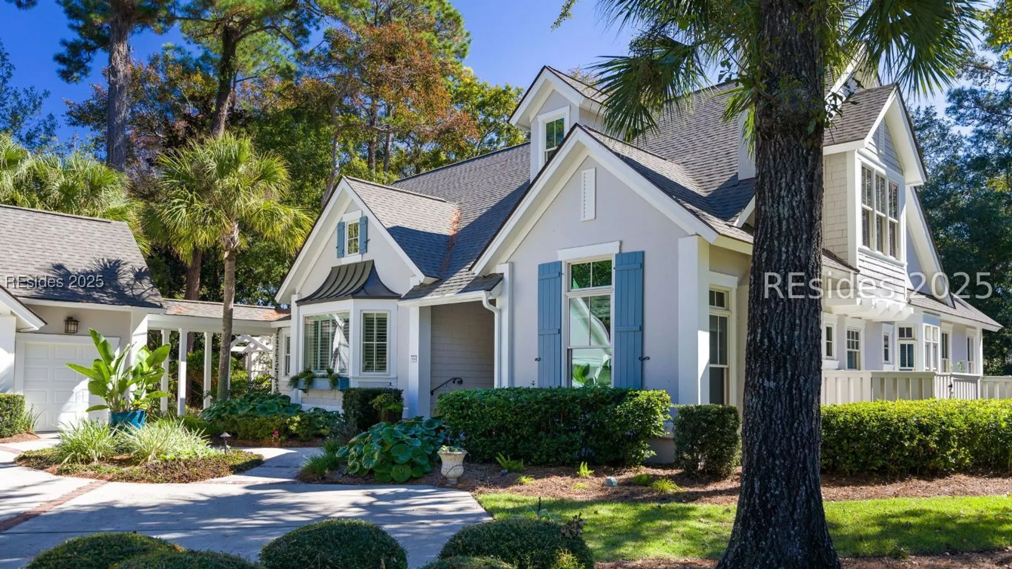 Property Slideshow image 4 of 85 | 664 colonial dr, Hilton Head Island, SC, 29926
