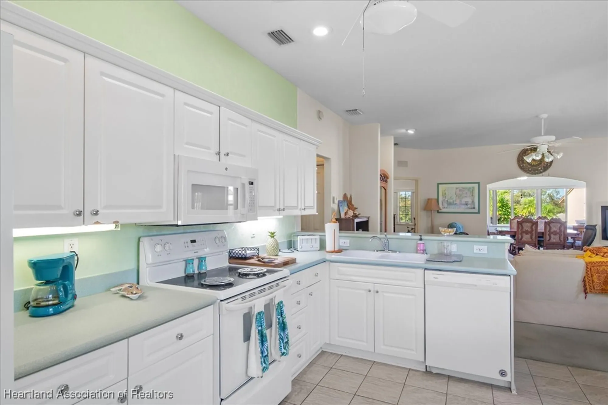 Property Slideshow image 14 of 30 | 10 maplewood ct, Lake Placid, FL, 33852