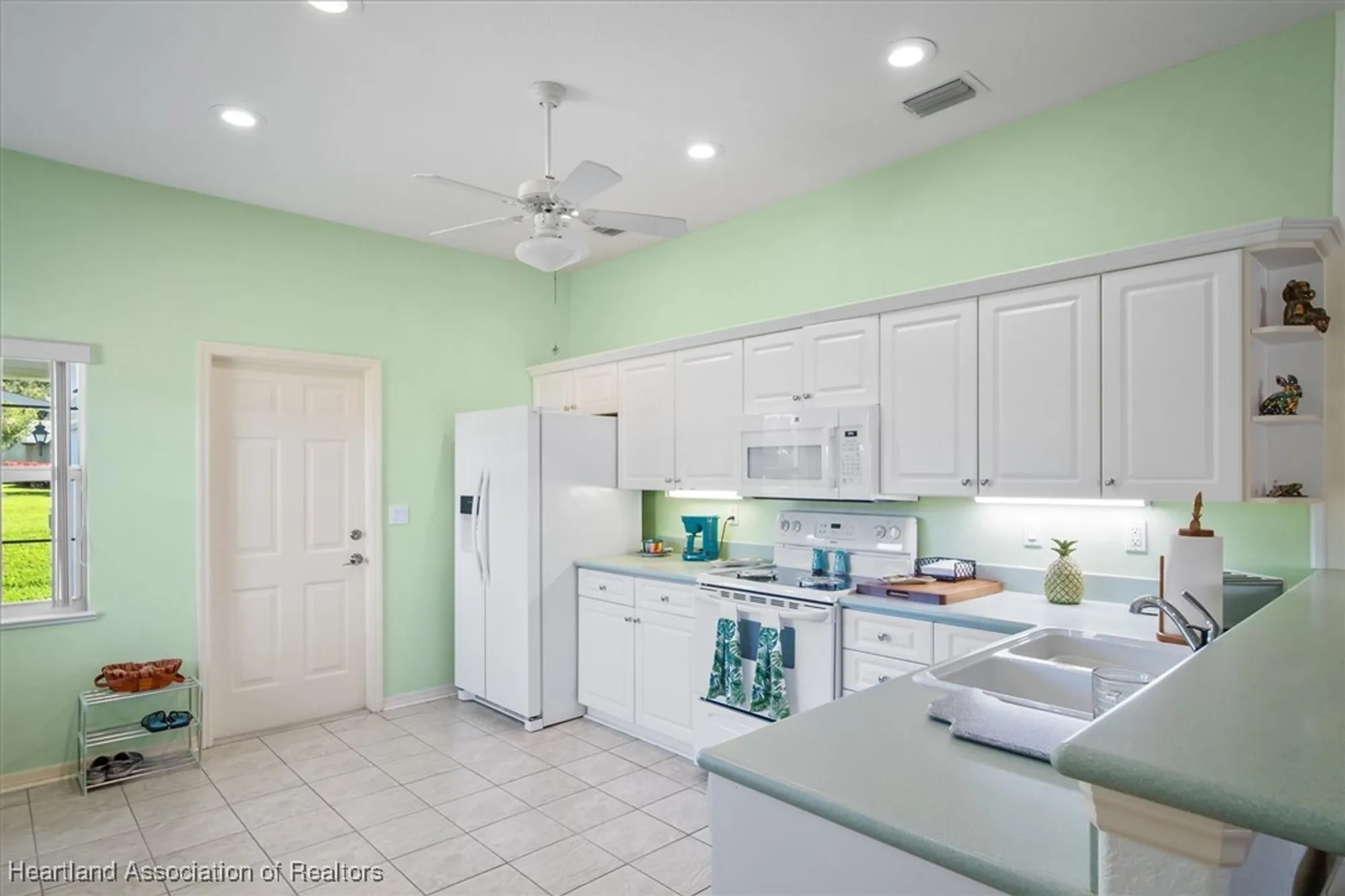 Property Slideshow image 12 of 30 | 10 maplewood ct, Lake Placid, FL, 33852