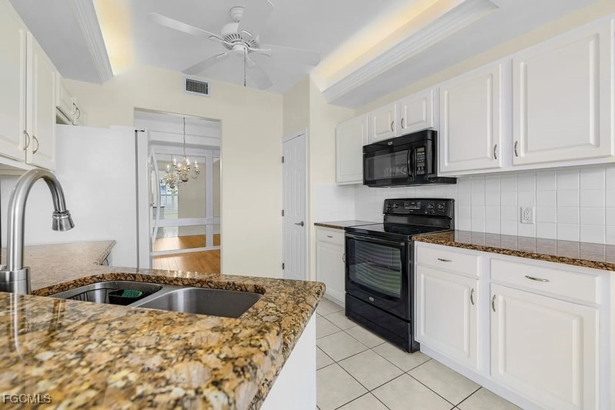 Property Slideshow image 6 of 31 | 14521 grande cay cir 2908, Fort Myers, FL, 33908