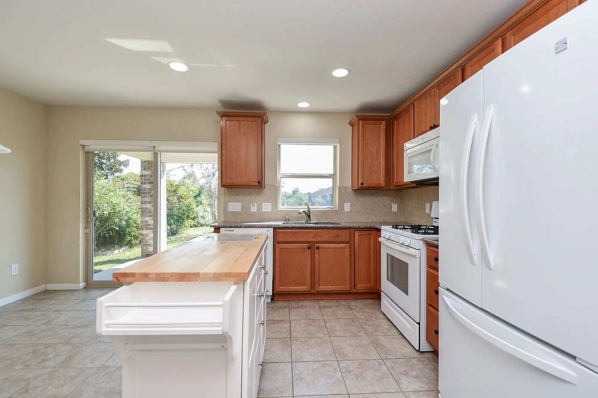 Property Slideshow image 13 of 49 | 3810 county seat ln, Richmond, TX, 77469