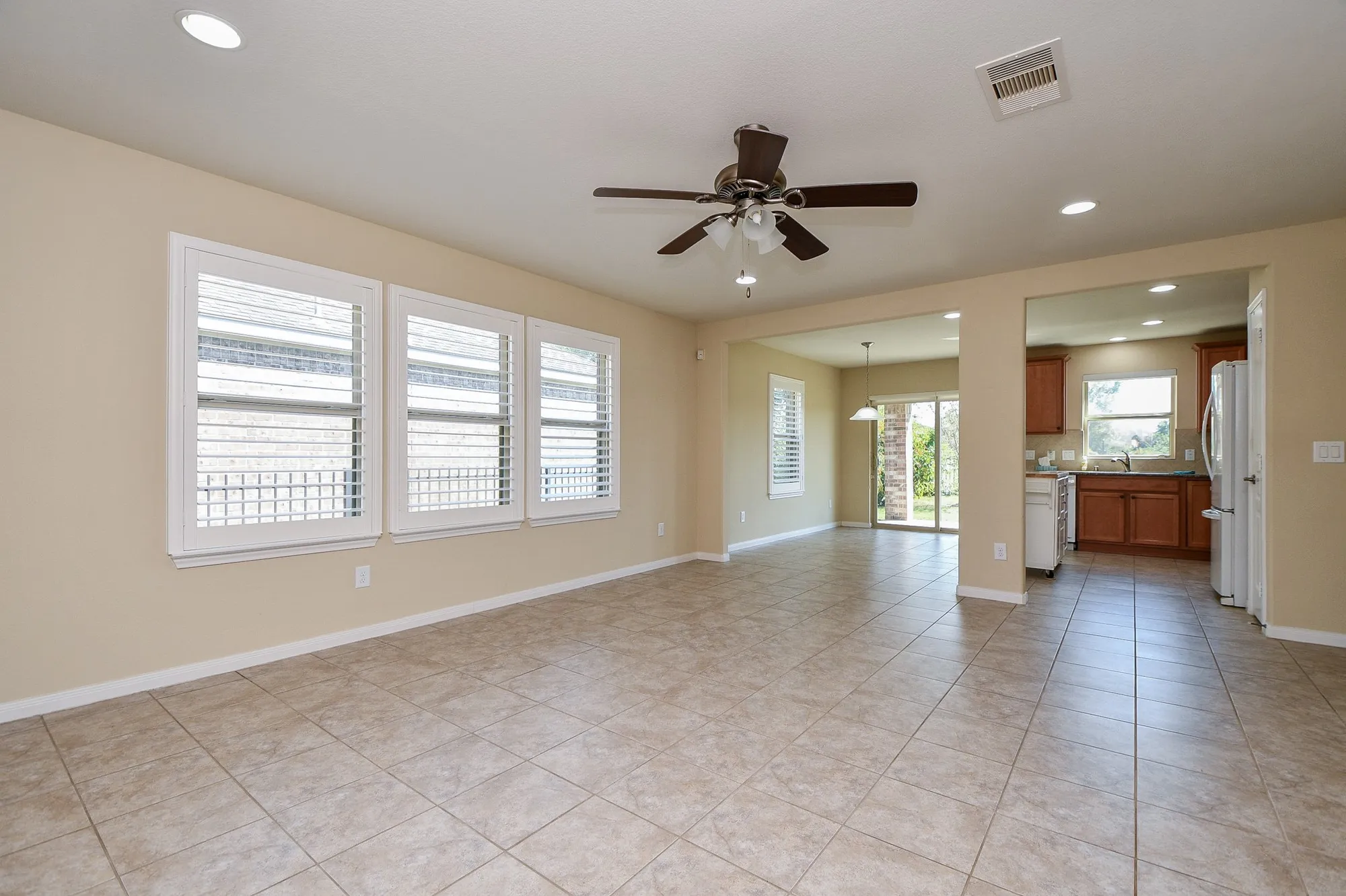 Property Slideshow image 7 of 49 | 3810 county seat ln, Richmond, TX, 77469