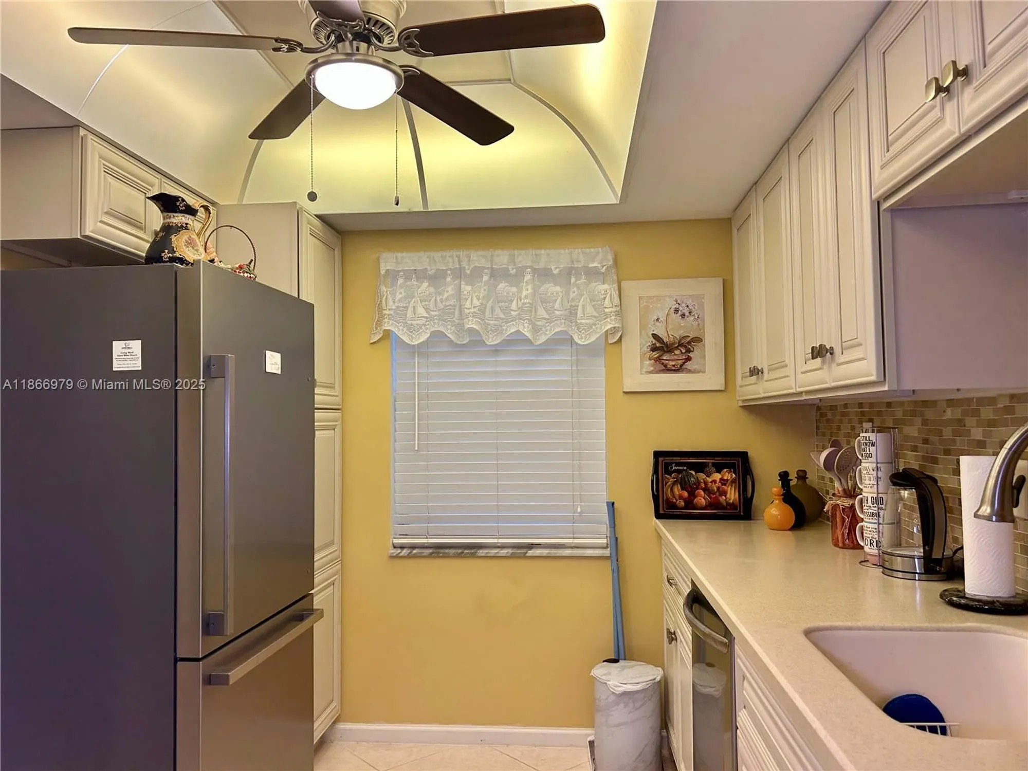 Property Slideshow image 33 of 33 | 9802 marina blvd apt 125, Boca Raton, FL, 33428