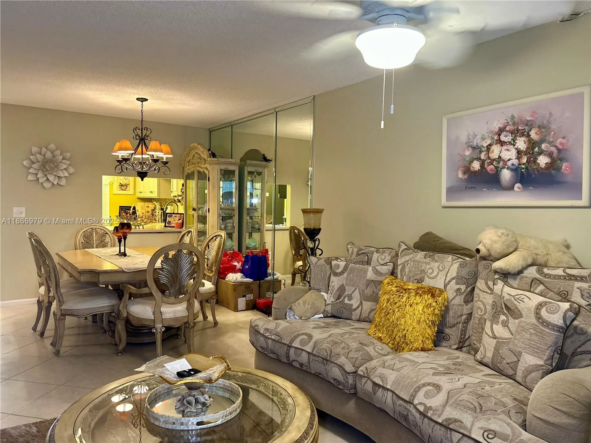 Property Slideshow image 5 of 33 | 9802 marina blvd apt 125, Boca Raton, FL, 33428