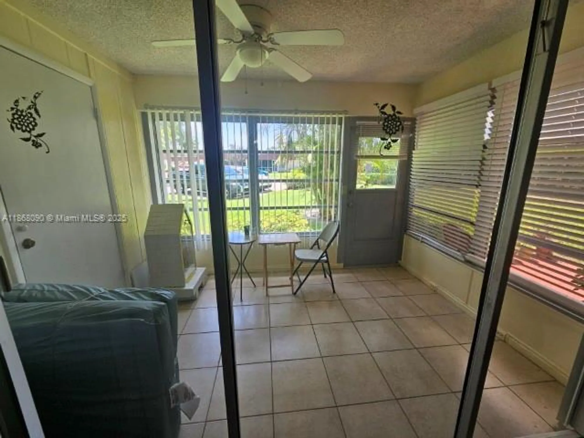 Property Slideshow image 10 of 10 | 881 worcester ln b, Lake Worth, FL, 33467