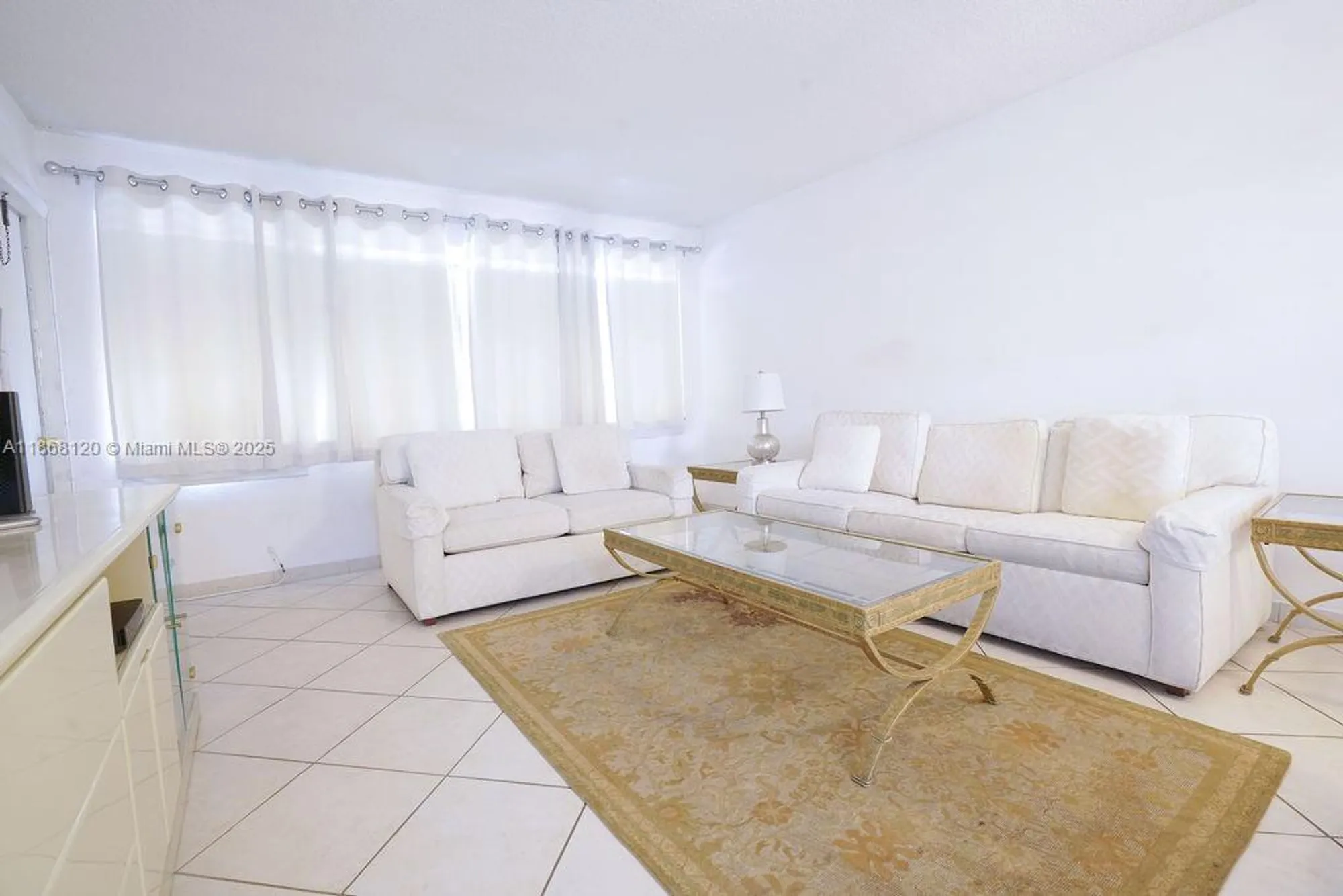Property Slideshow image 1 of 25 | 215 se 3rd ave 401d, Hallandale Beach, FL, 33009