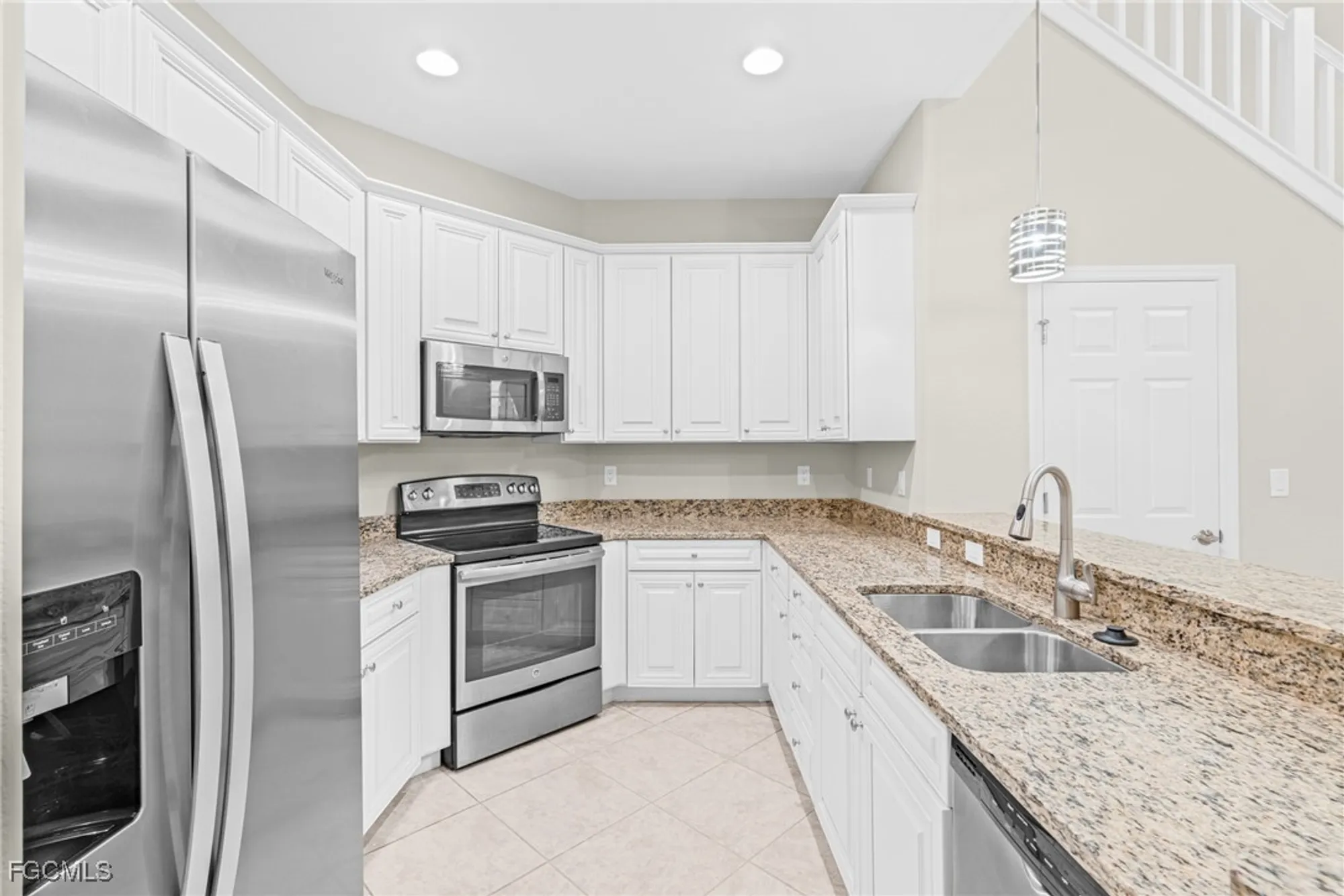 Property Slideshow image 16 of 49 | 8663 olinda way 7503, Fort Myers, FL, 33912