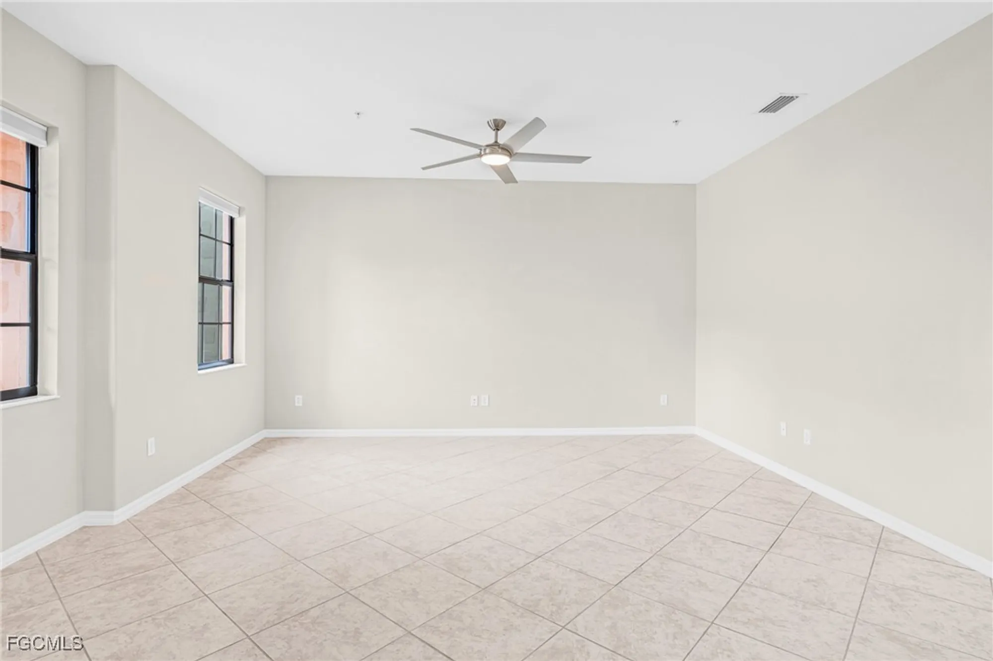 Property Slideshow image 21 of 49 | 8663 olinda way 7503, Fort Myers, FL, 33912