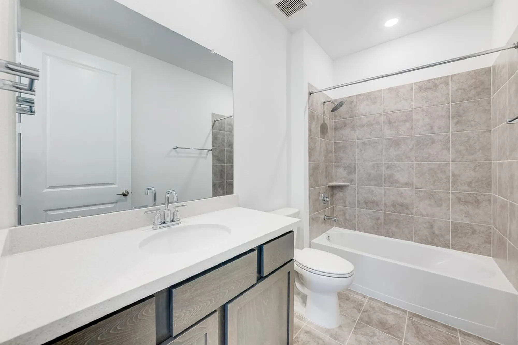 Property Slideshow image 14 of 32 | 4638 rustic grove ln, Fulshear, TX, 77441