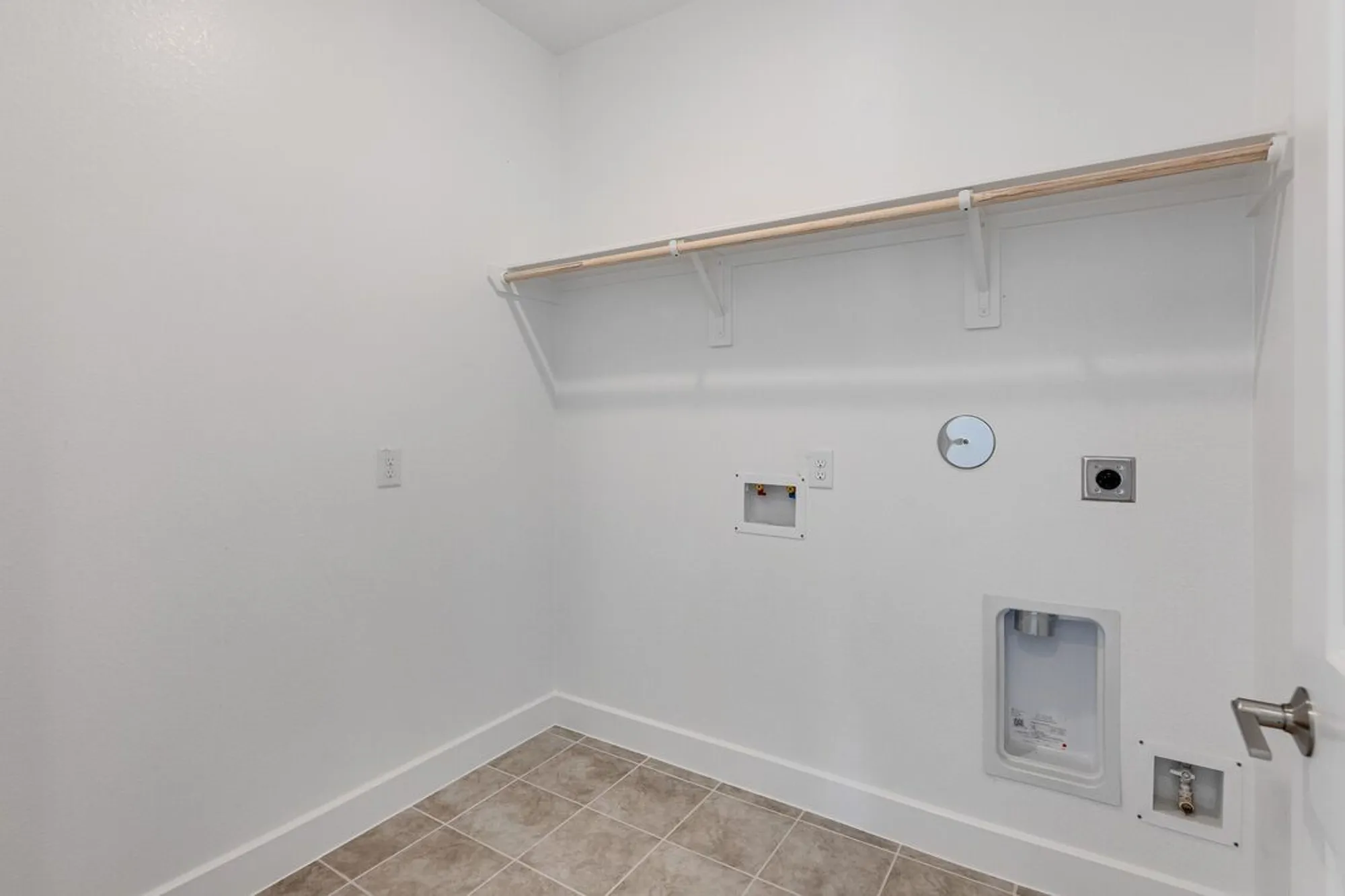 Property Slideshow image 15 of 32 | 4638 rustic grove ln, Fulshear, TX, 77441