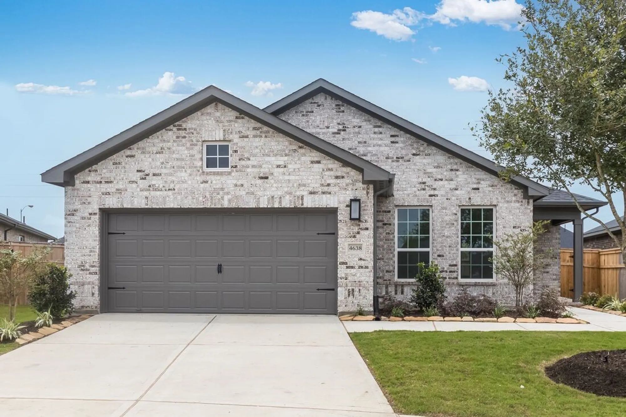 Property Slideshow image 1 of 32 | 4638 rustic grove ln, Fulshear, TX, 77441