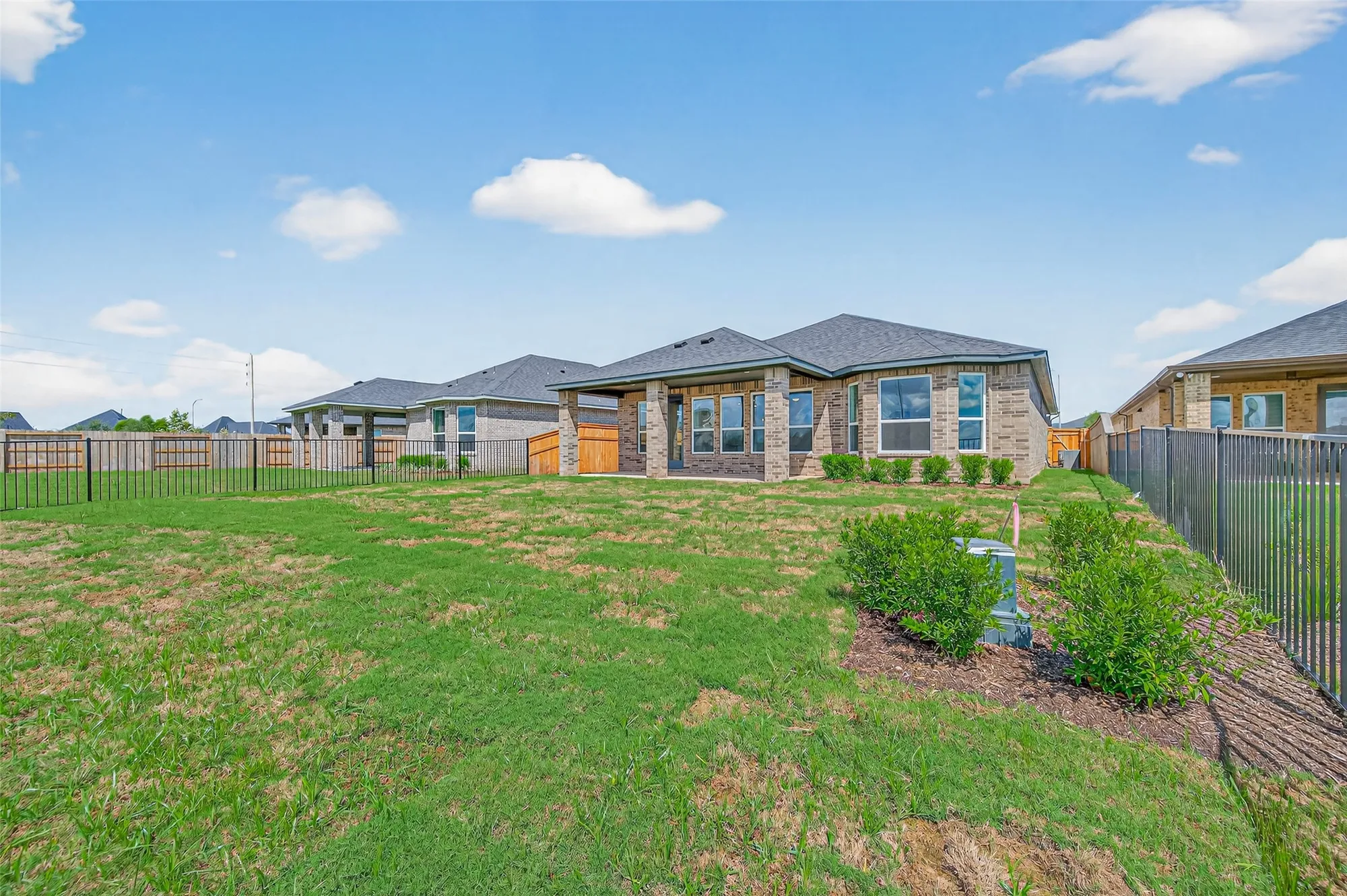 Property Slideshow image 38 of 50 | 4706 rustic grove ln, Fulshear, TX, 77441