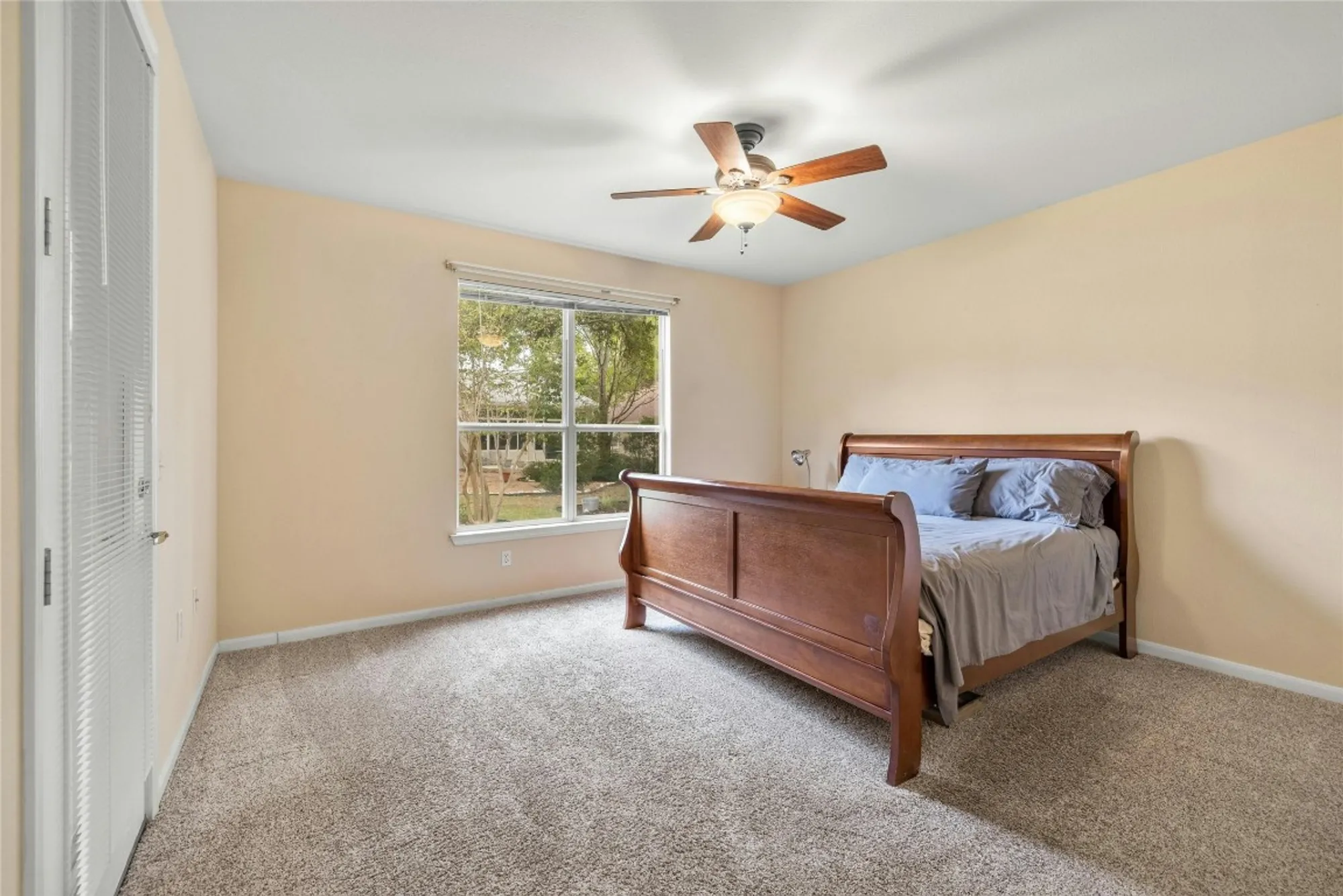 Property Slideshow image 15 of 29 | 155 dan moody trl, Georgetown, TX, 78633
