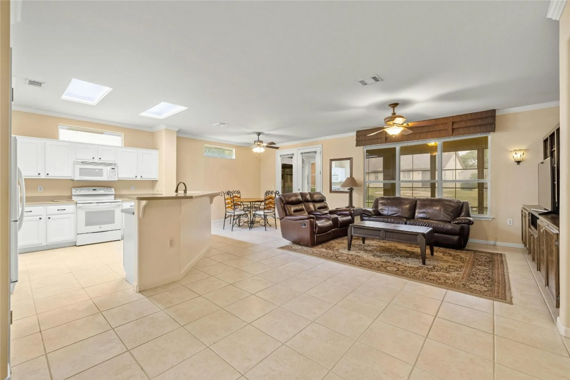 Property Slideshow image 6 of 29 | 155 dan moody trl, Georgetown, TX, 78633