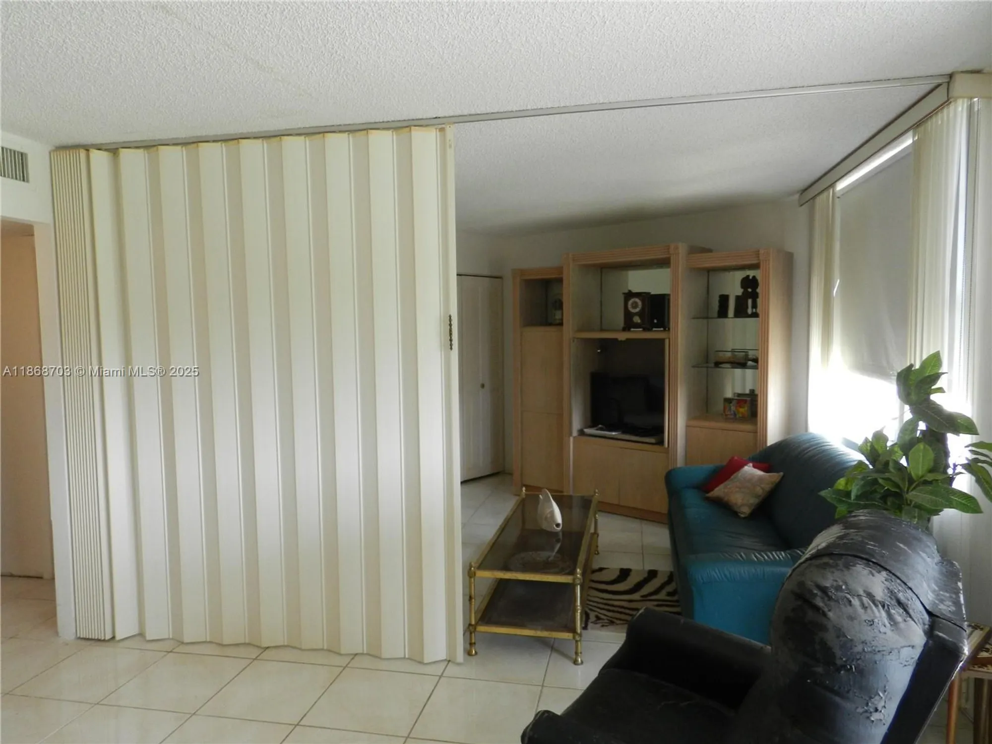 Property Slideshow image 7 of 34 | 1200 saint charles pl 509, Pembroke Pines, FL, 33026