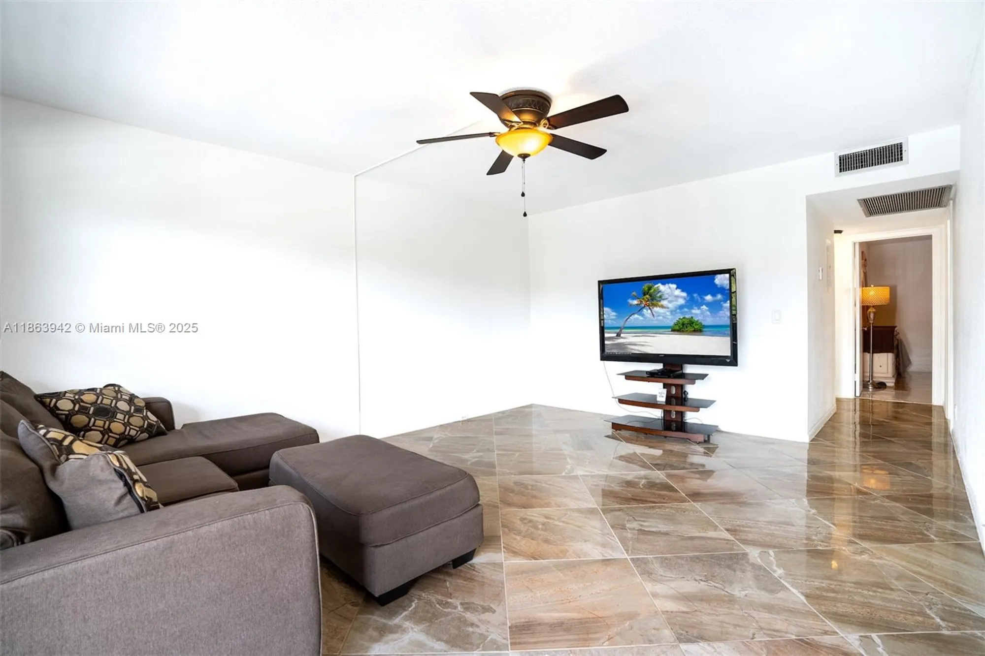 Property Slideshow image 7 of 39 | 850 sw 133rd ter b312, Pembroke Pines, FL, 33027