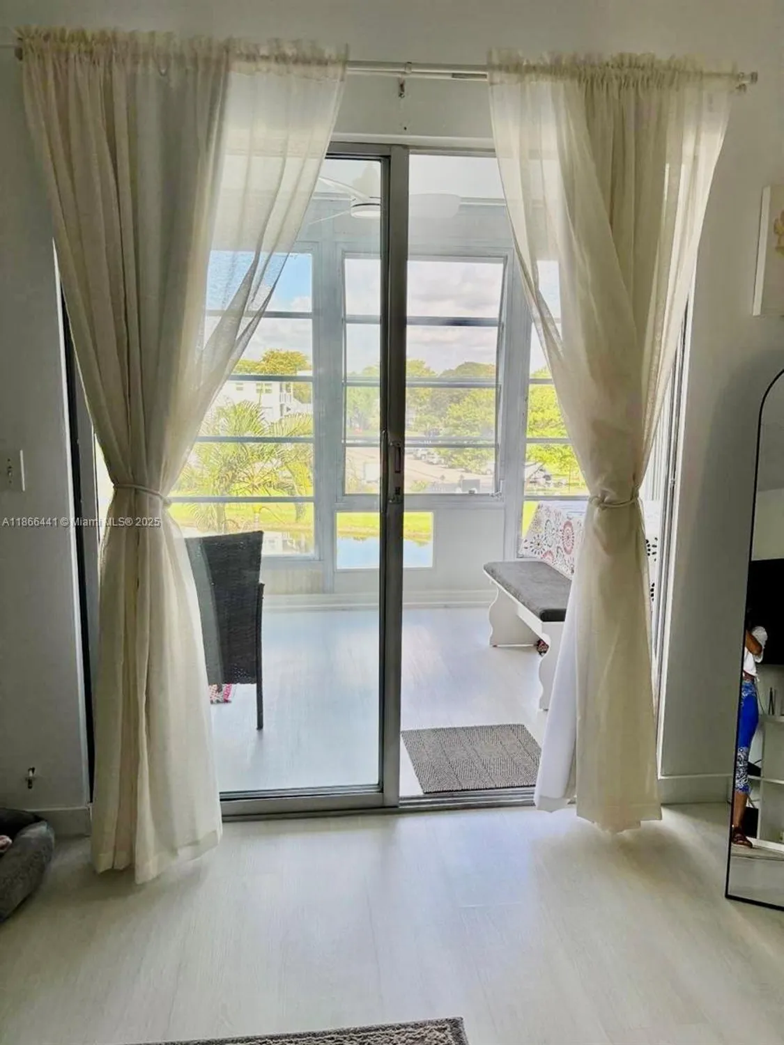 Property Slideshow image 18 of 50 | 4123 cambridge f # 4123, Deerfield Beach, FL, 33442