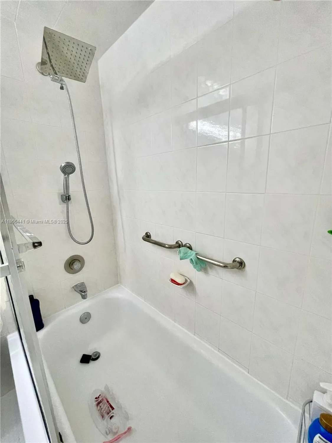 Property Slideshow image 21 of 50 | 4123 cambridge f # 4123, Deerfield Beach, FL, 33442