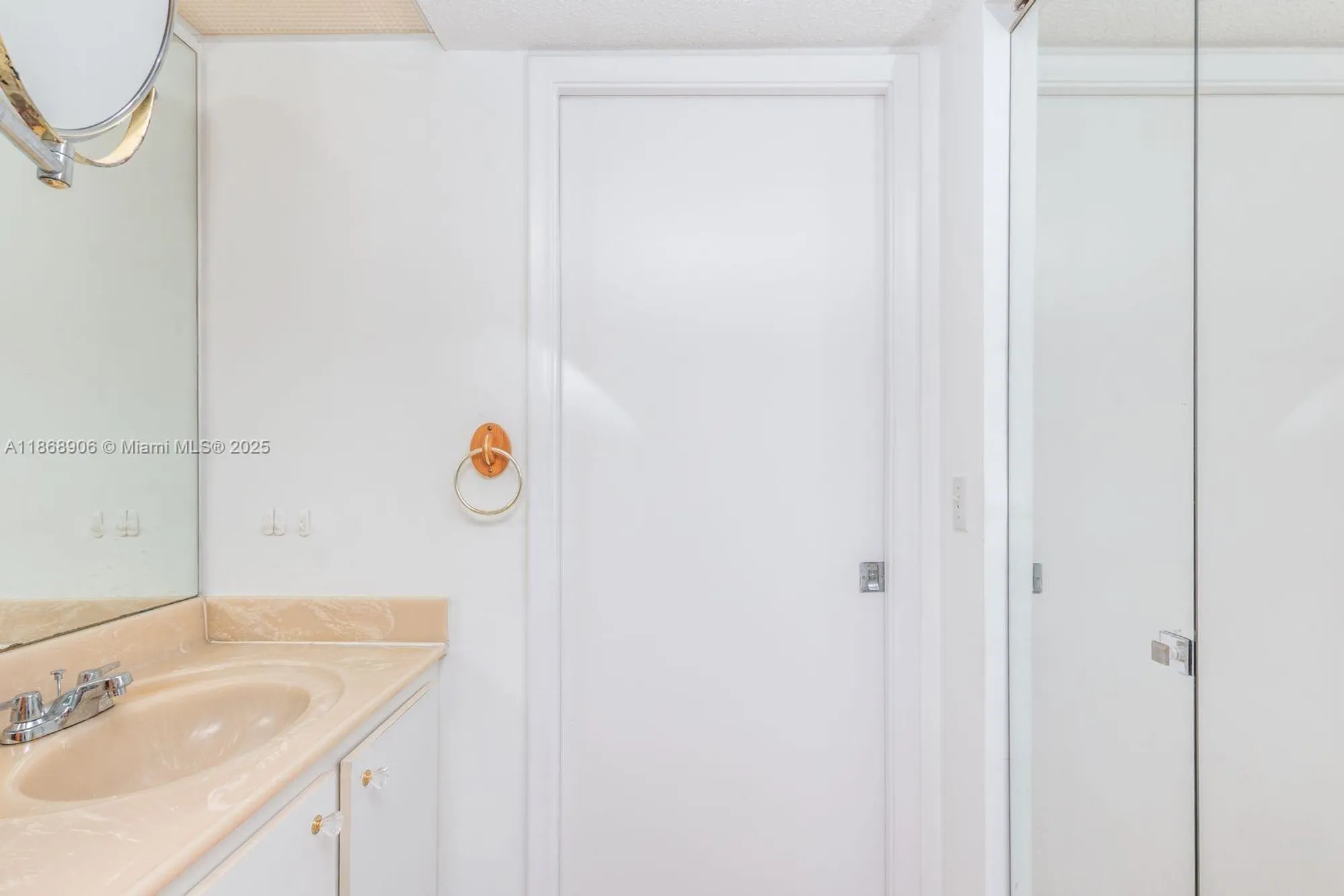 Property Slideshow image 18 of 30 | 500 sw 130th ter 407a, Pembroke Pines, FL, 33027