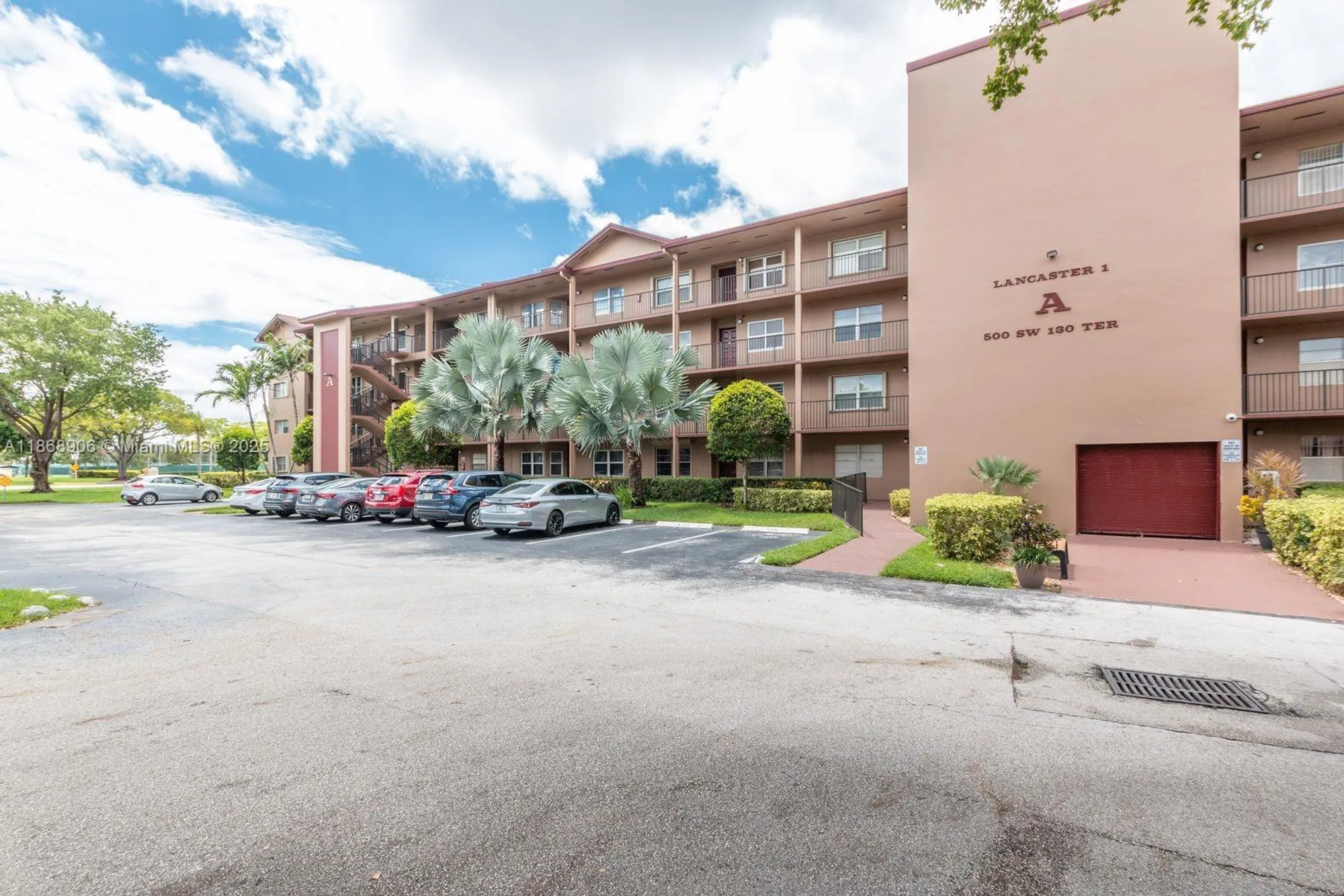 Property Slideshow image 1 of 30 | 500 sw 130th ter 407a, Pembroke Pines, FL, 33027