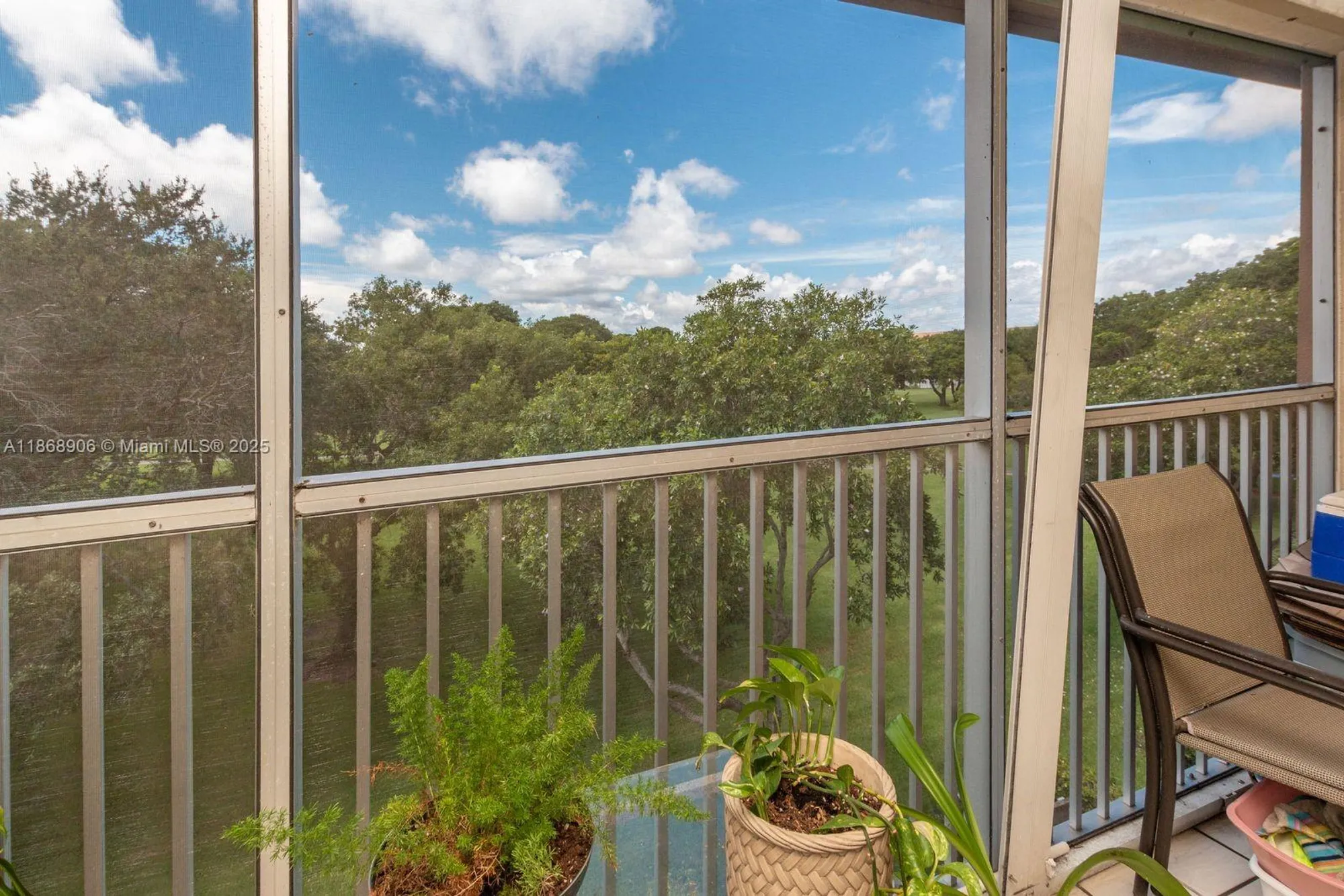 Property Slideshow image 20 of 30 | 500 sw 130th ter 407a, Pembroke Pines, FL, 33027