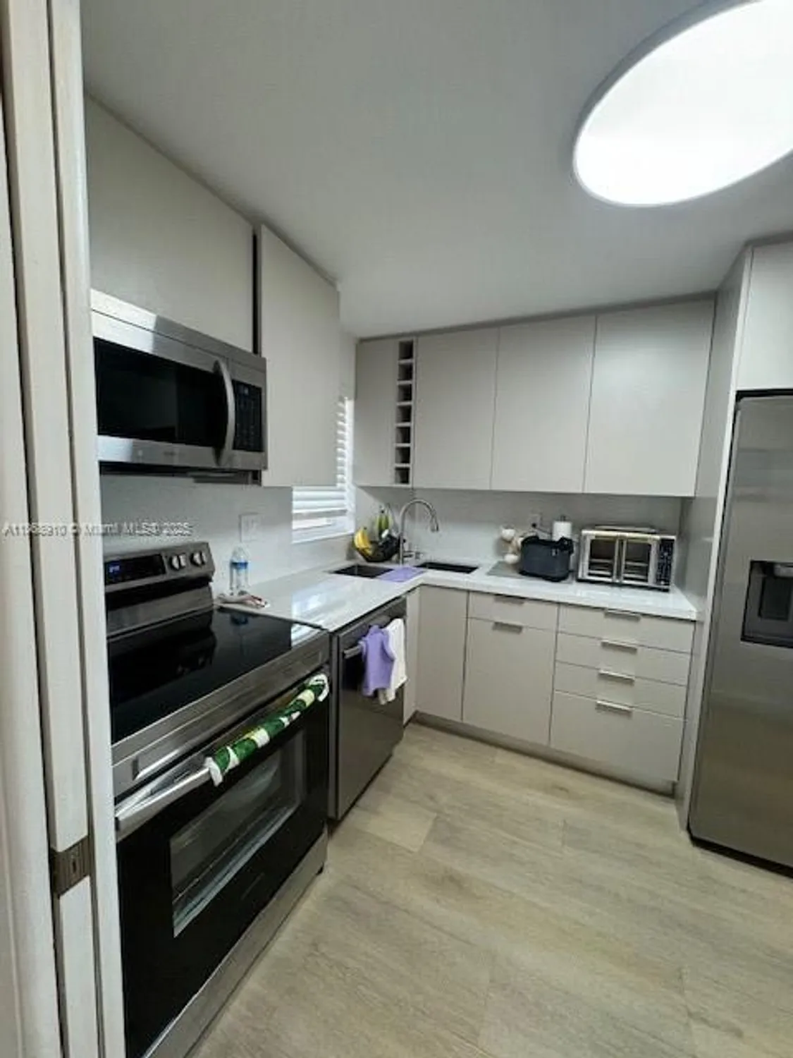 Property Slideshow image 11 of 23 | 8900 washington blvd 304a, Pembroke Pines, FL, 33025