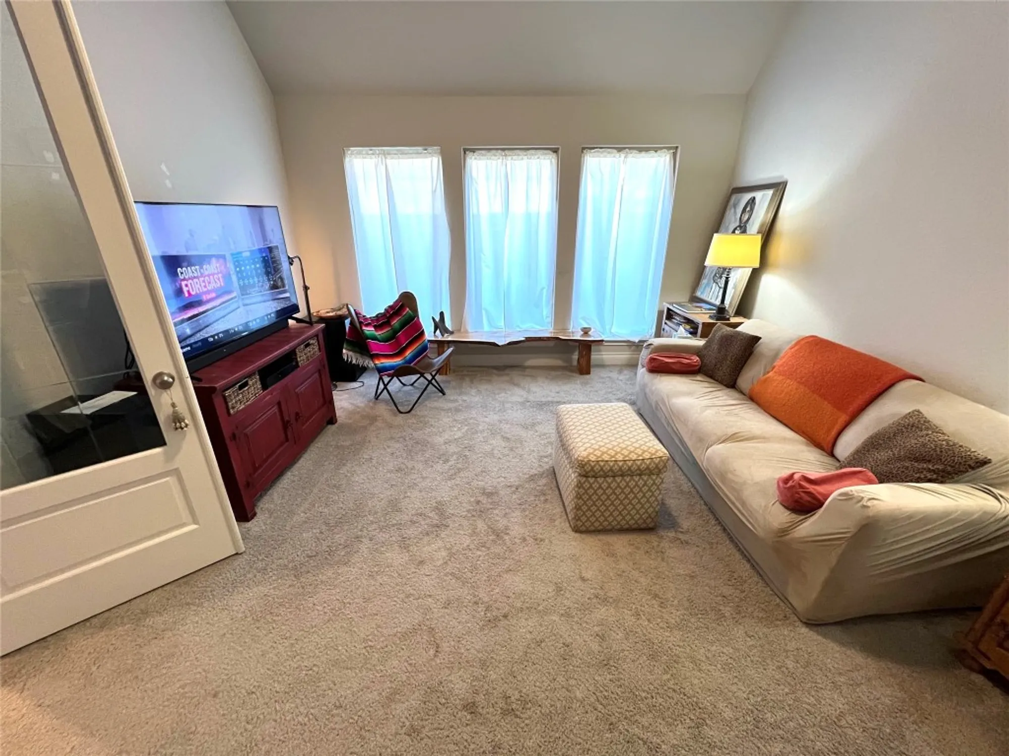 Property Slideshow image 10 of 38 | 508 chinkapin trl, New Braunfels, TX, 78132