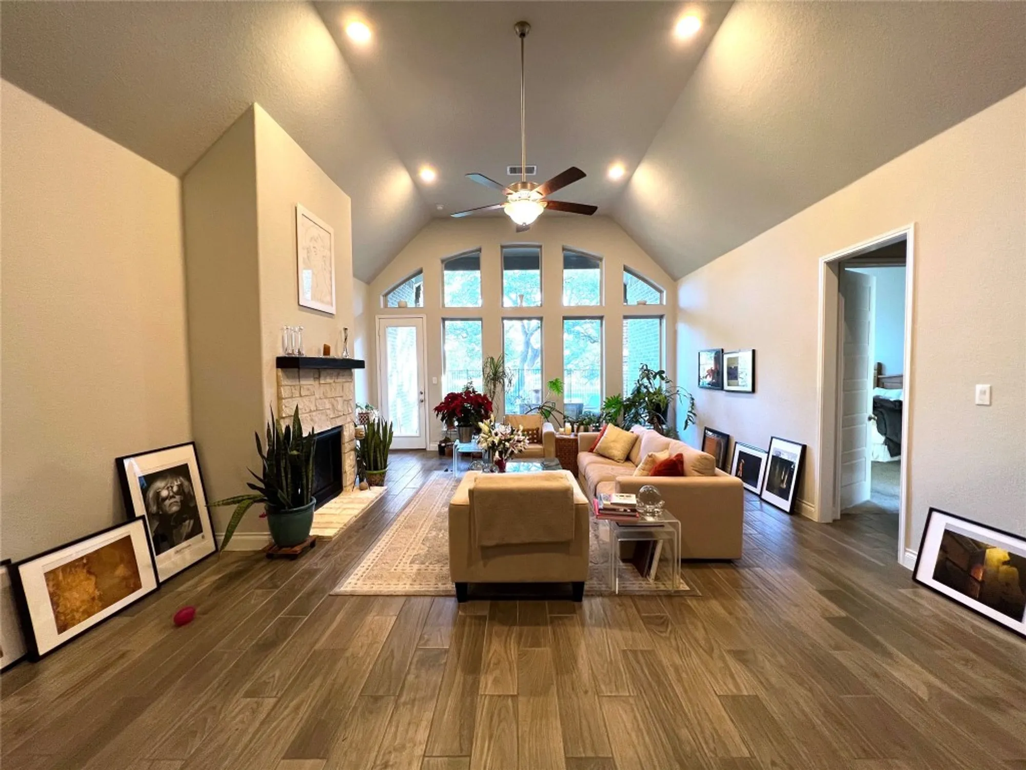 Property Slideshow image 6 of 38 | 508 chinkapin trl, New Braunfels, TX, 78132