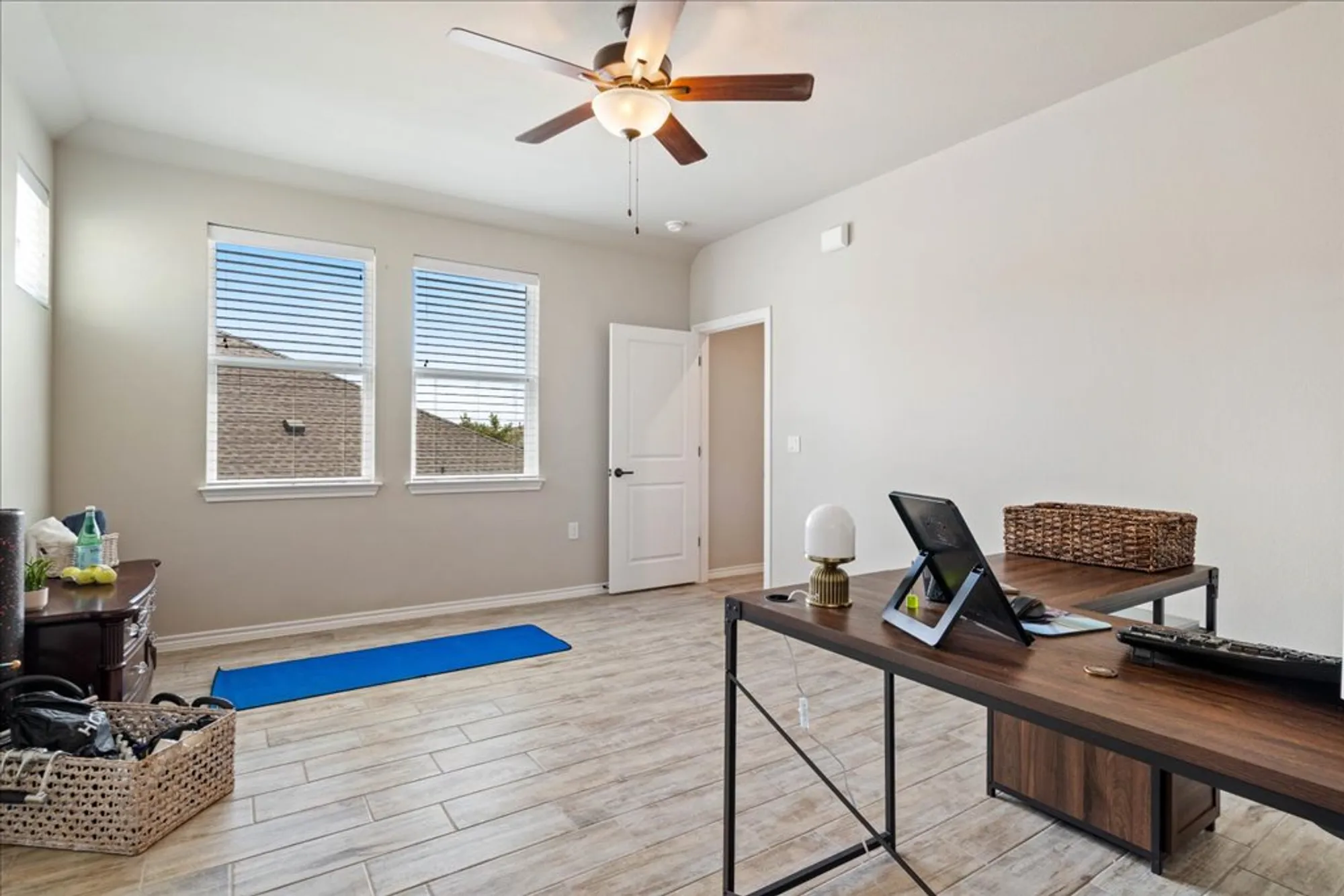 Property Slideshow image 18 of 29 | 220 bolivar way # 101, San Marcos, TX, 78666